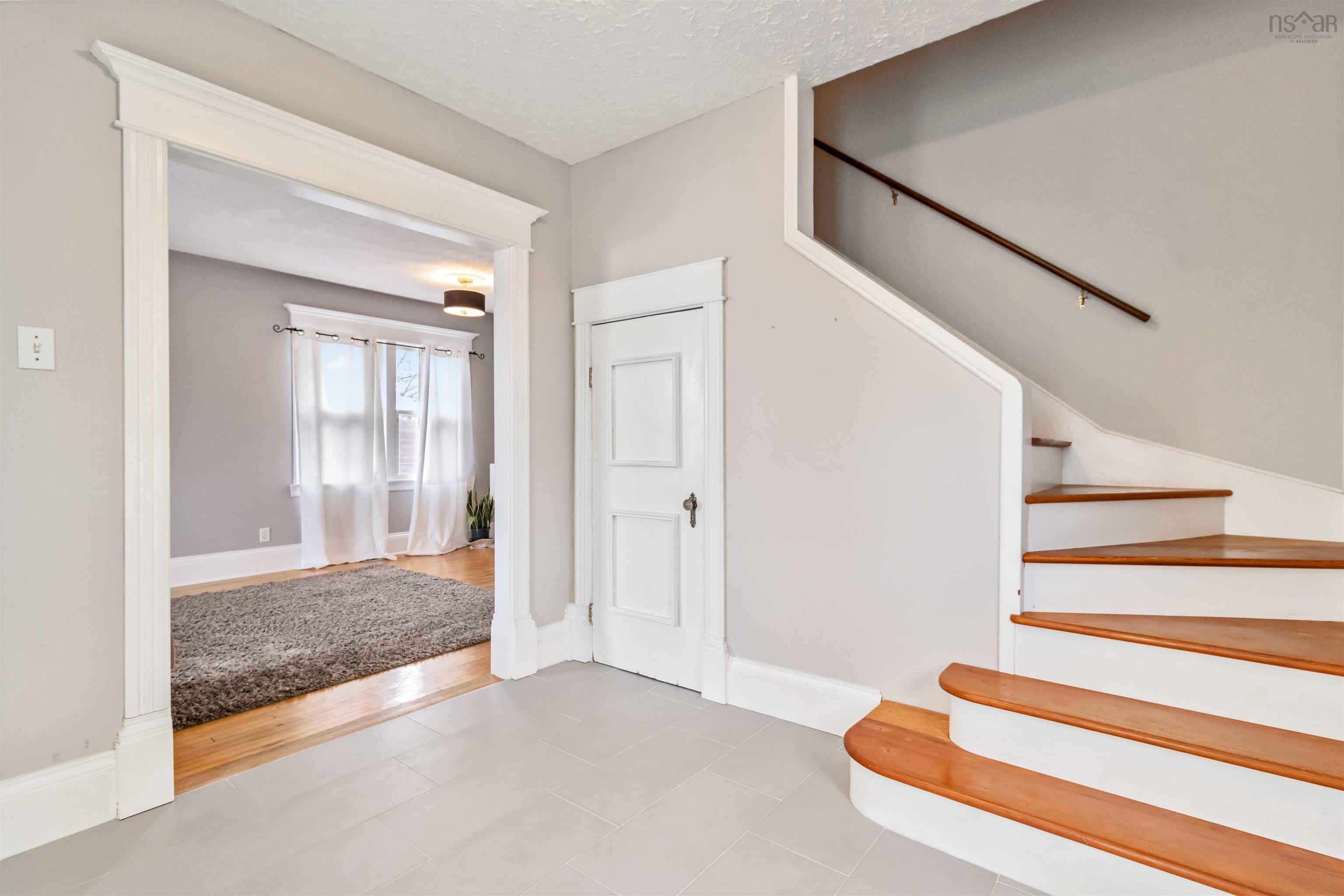 $769,900.00: 36 Sunnybrae Avenue, Halifax