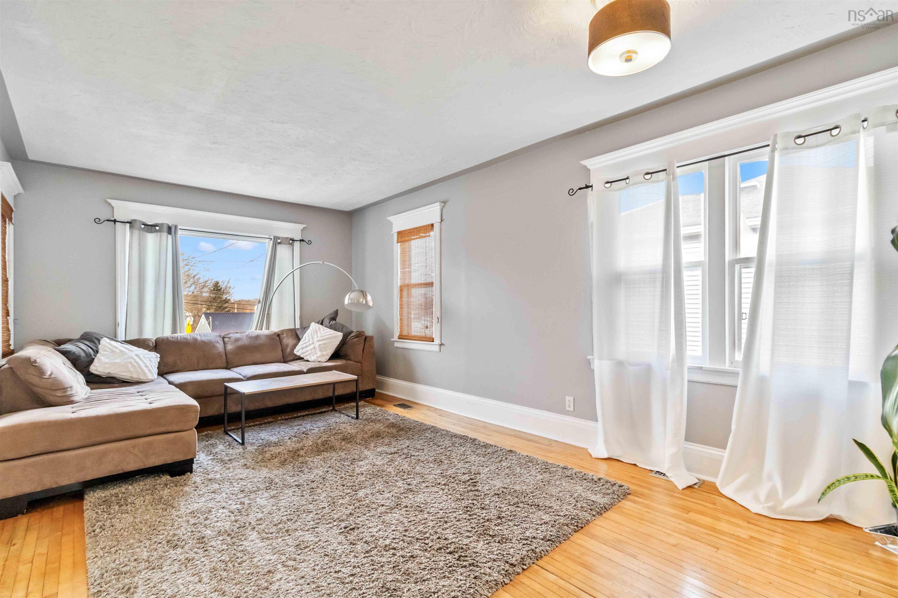 $769,900.00: 36 Sunnybrae Avenue, Halifax