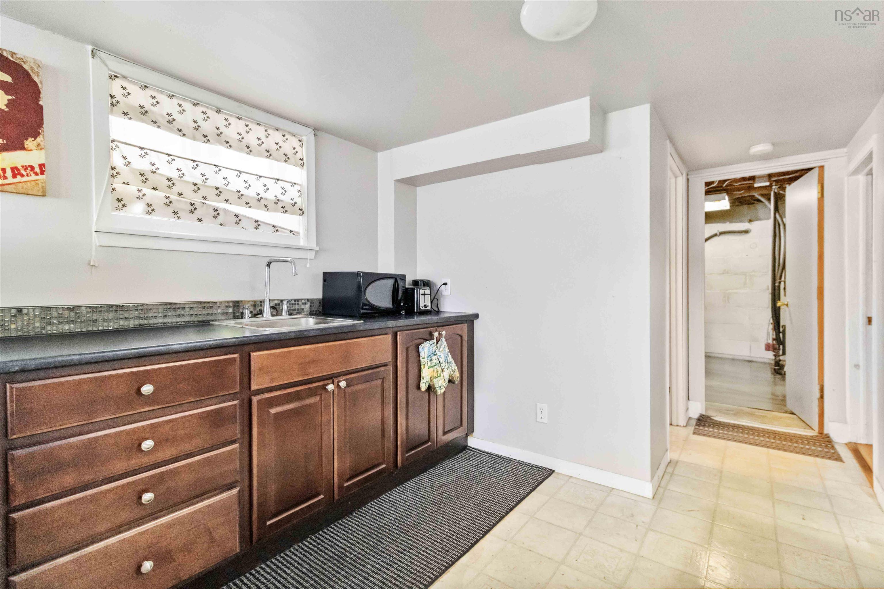 $769,900.00: 36 Sunnybrae Avenue, Halifax