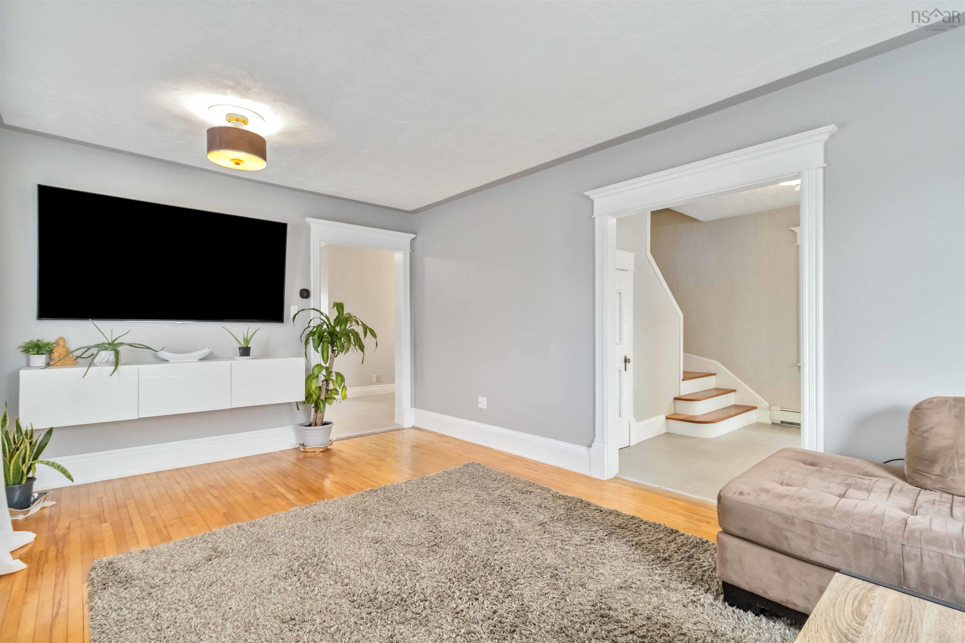 $769,900.00: 36 Sunnybrae Avenue, Halifax