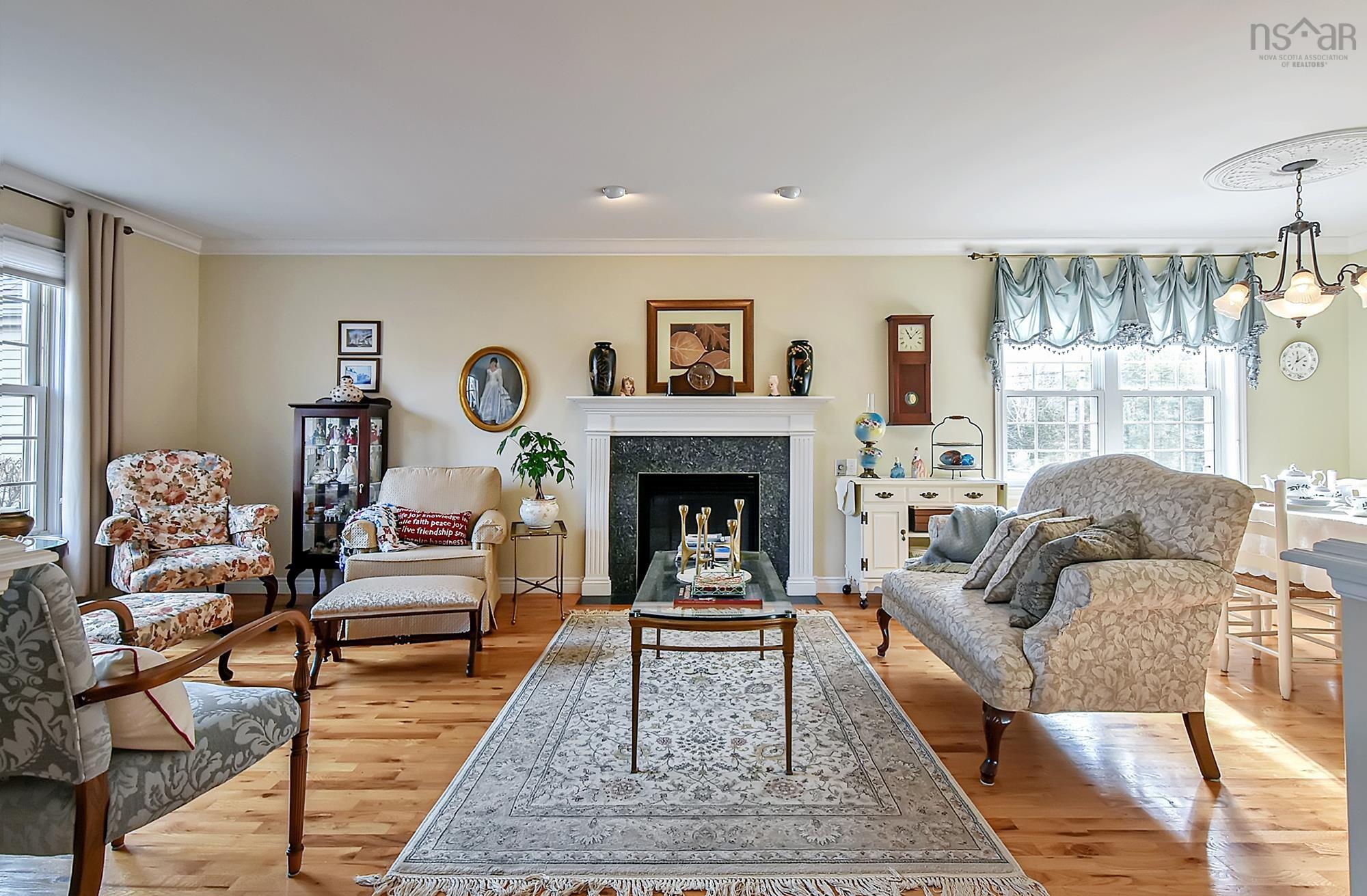 $745,000.00: 8 Compass Rose Court, Bedford