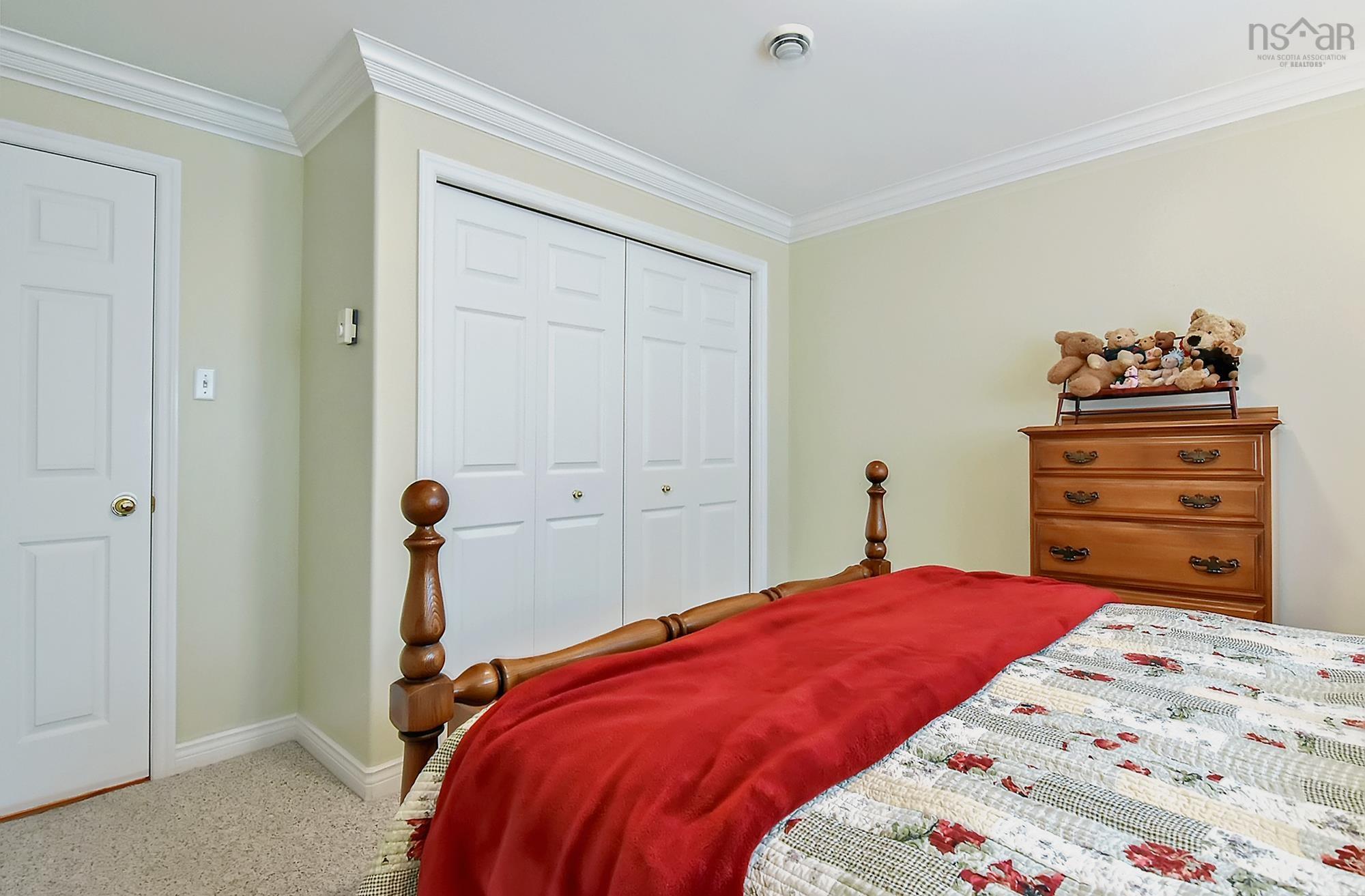 $745,000.00: 8 Compass Rose Court, Bedford