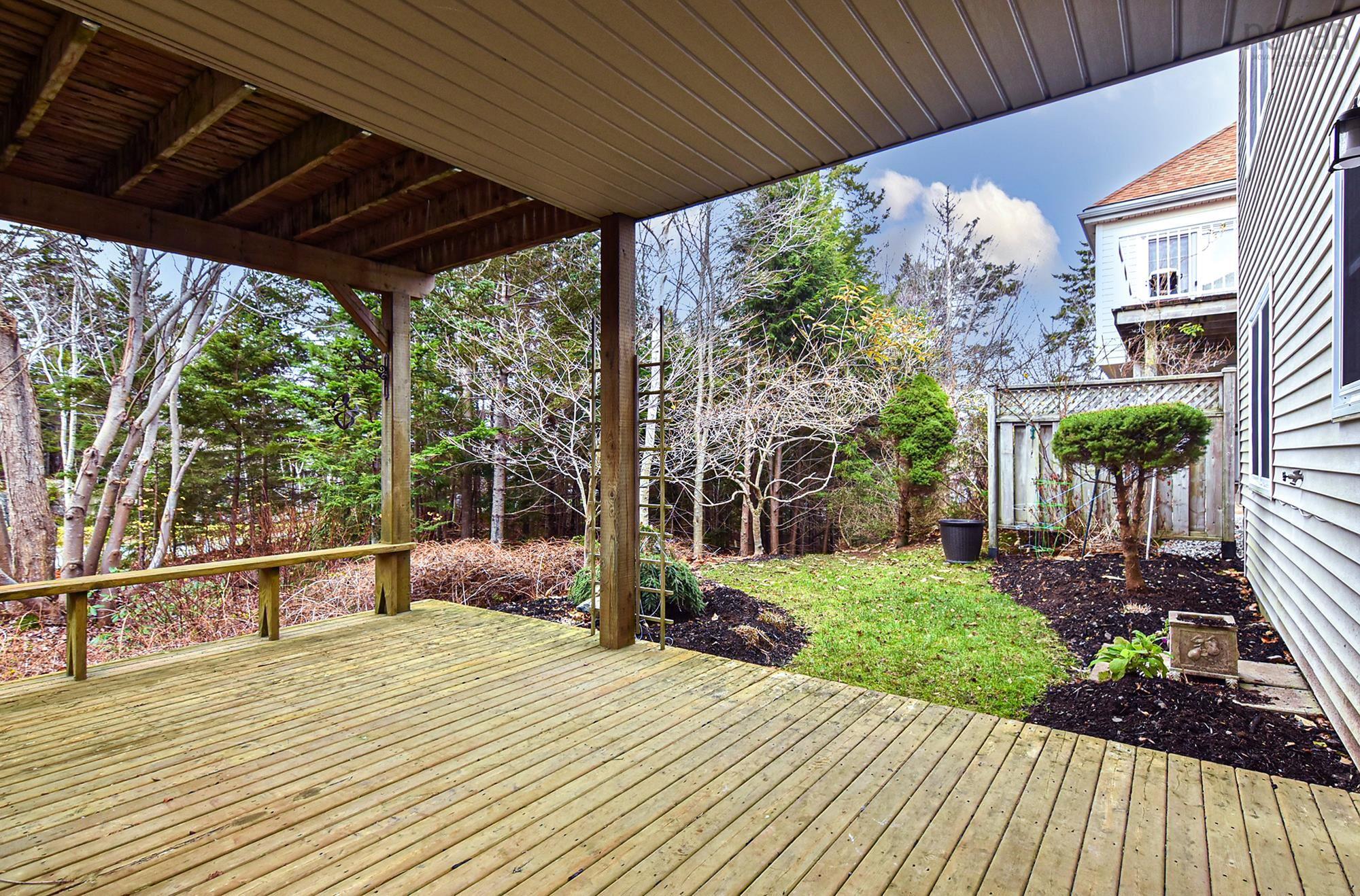 $745,000.00: 8 Compass Rose Court, Bedford
