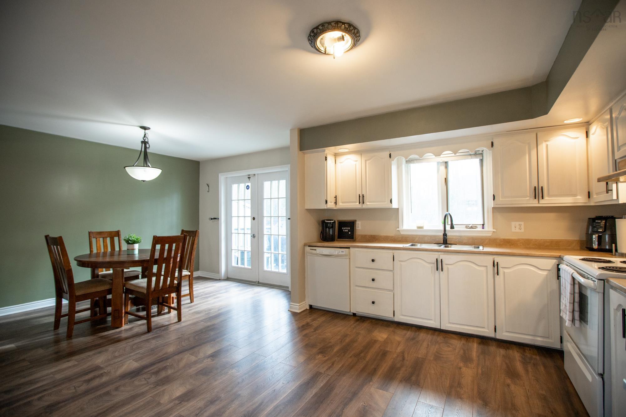 $524,900.00: 75 Oakhill Drive, Lower Sackville