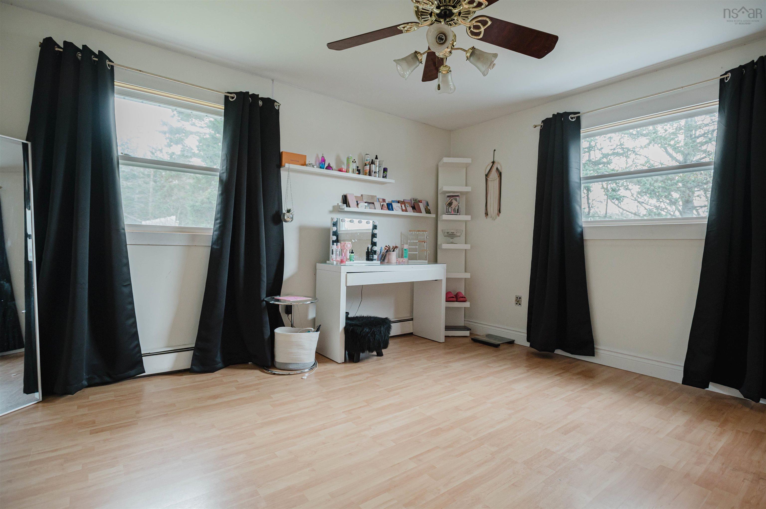 $499,999.00: 799 Terence Bay Road, Terence Bay