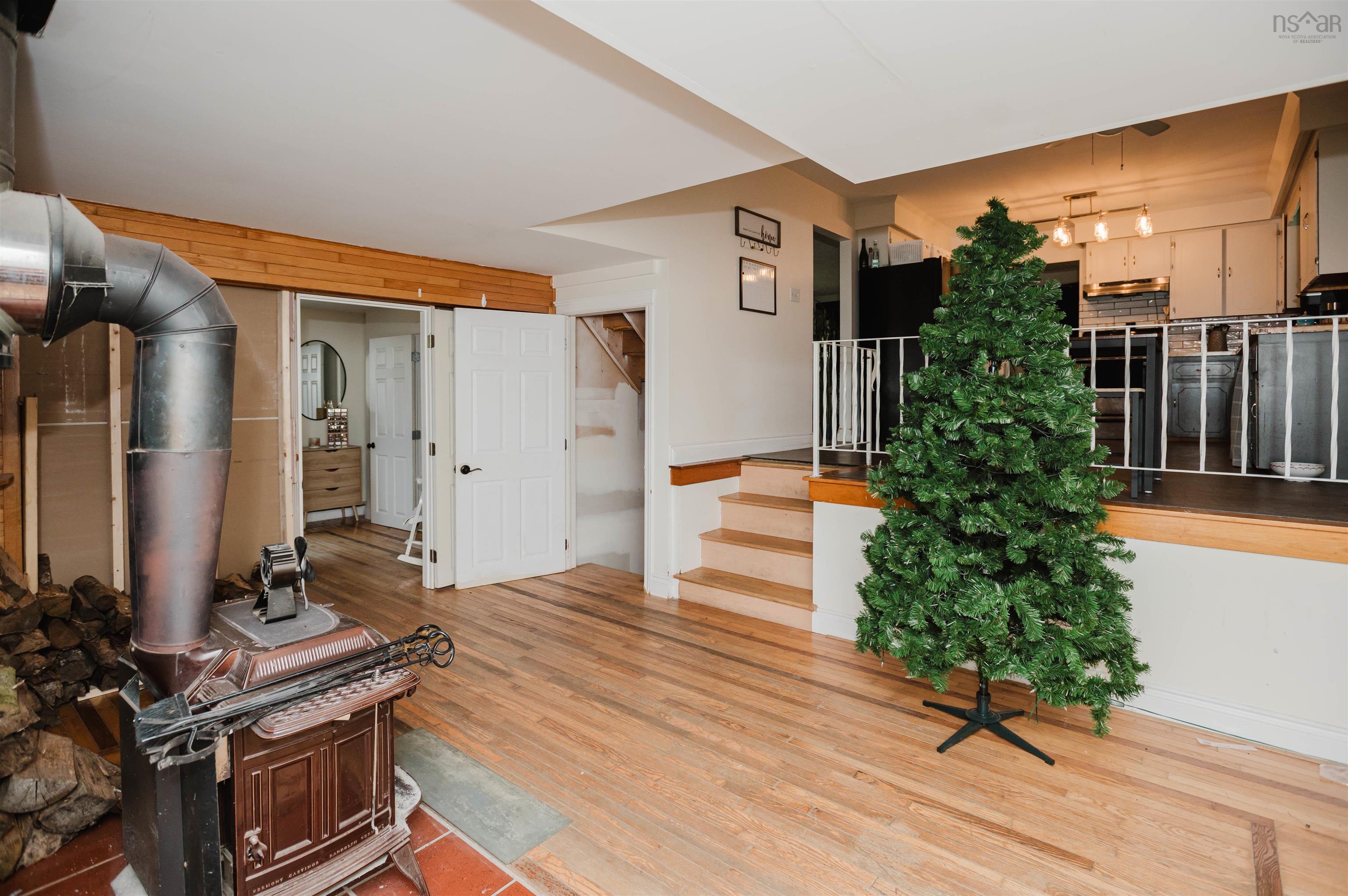 $499,999.00: 799 Terence Bay Road, Terence Bay