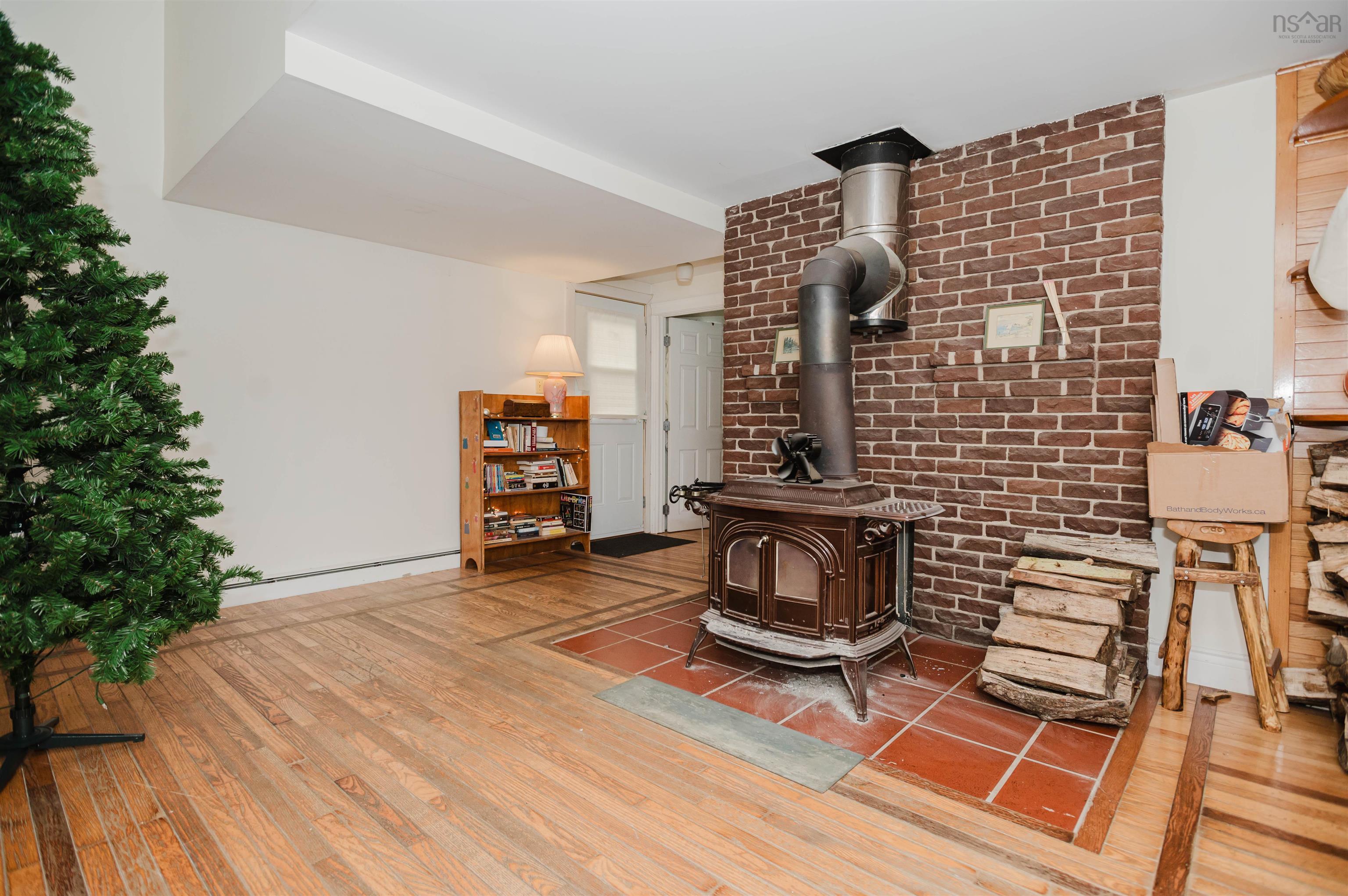 $499,999.00: 799 Terence Bay Road, Terence Bay