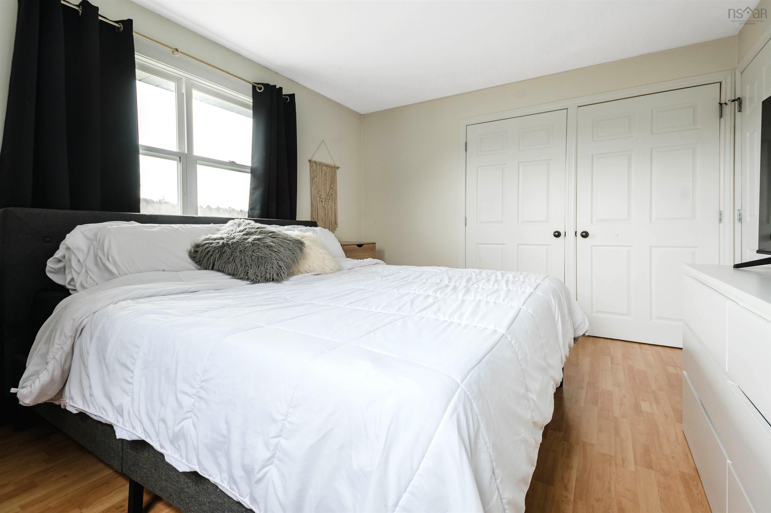 $499,999.00: 799 Terence Bay Road, Terence Bay