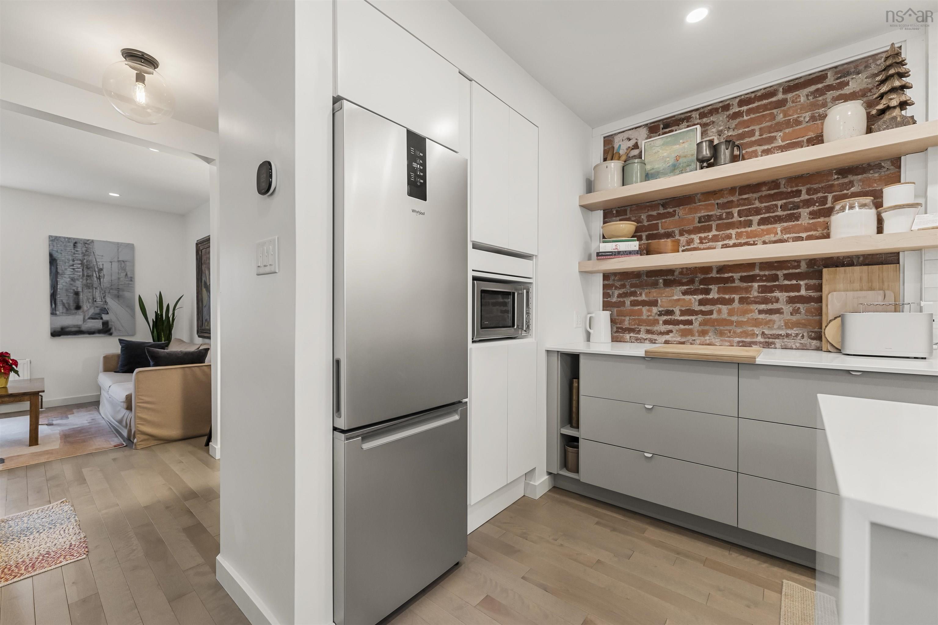 $799,900.00: 5537 Columbus Place, Halifax