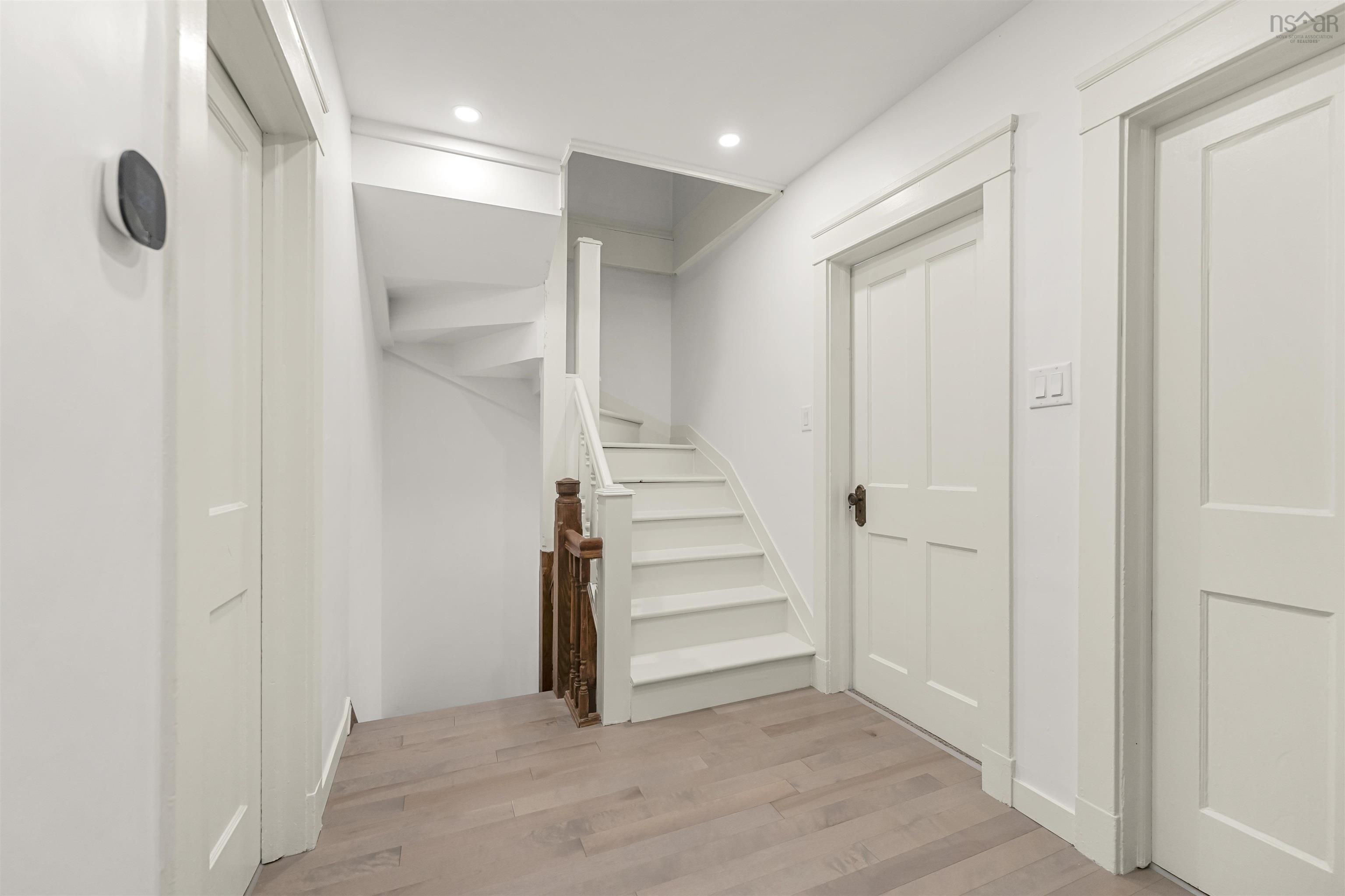 $799,900.00: 5537 Columbus Place, Halifax