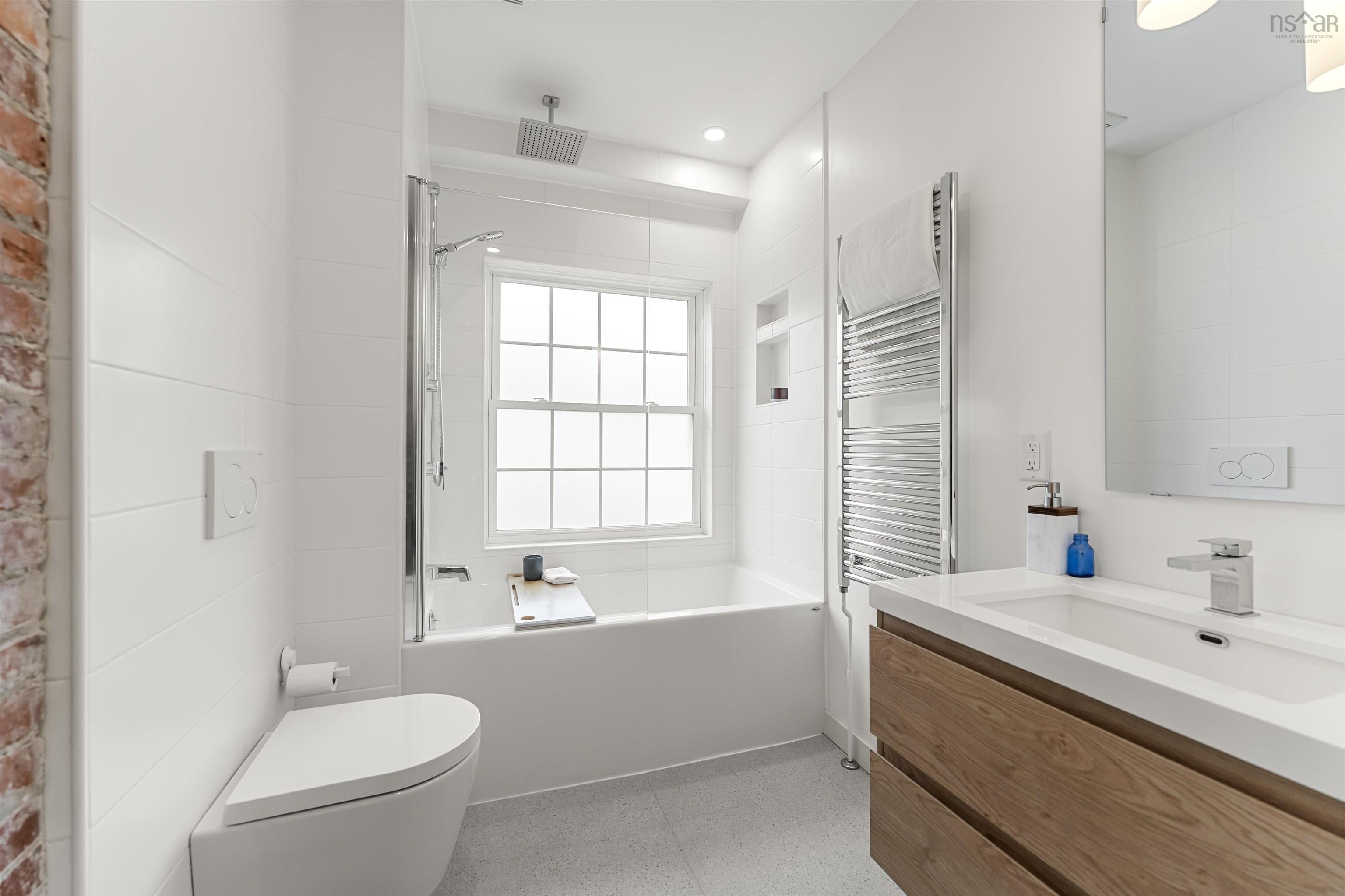 $799,900.00: 5537 Columbus Place, Halifax
