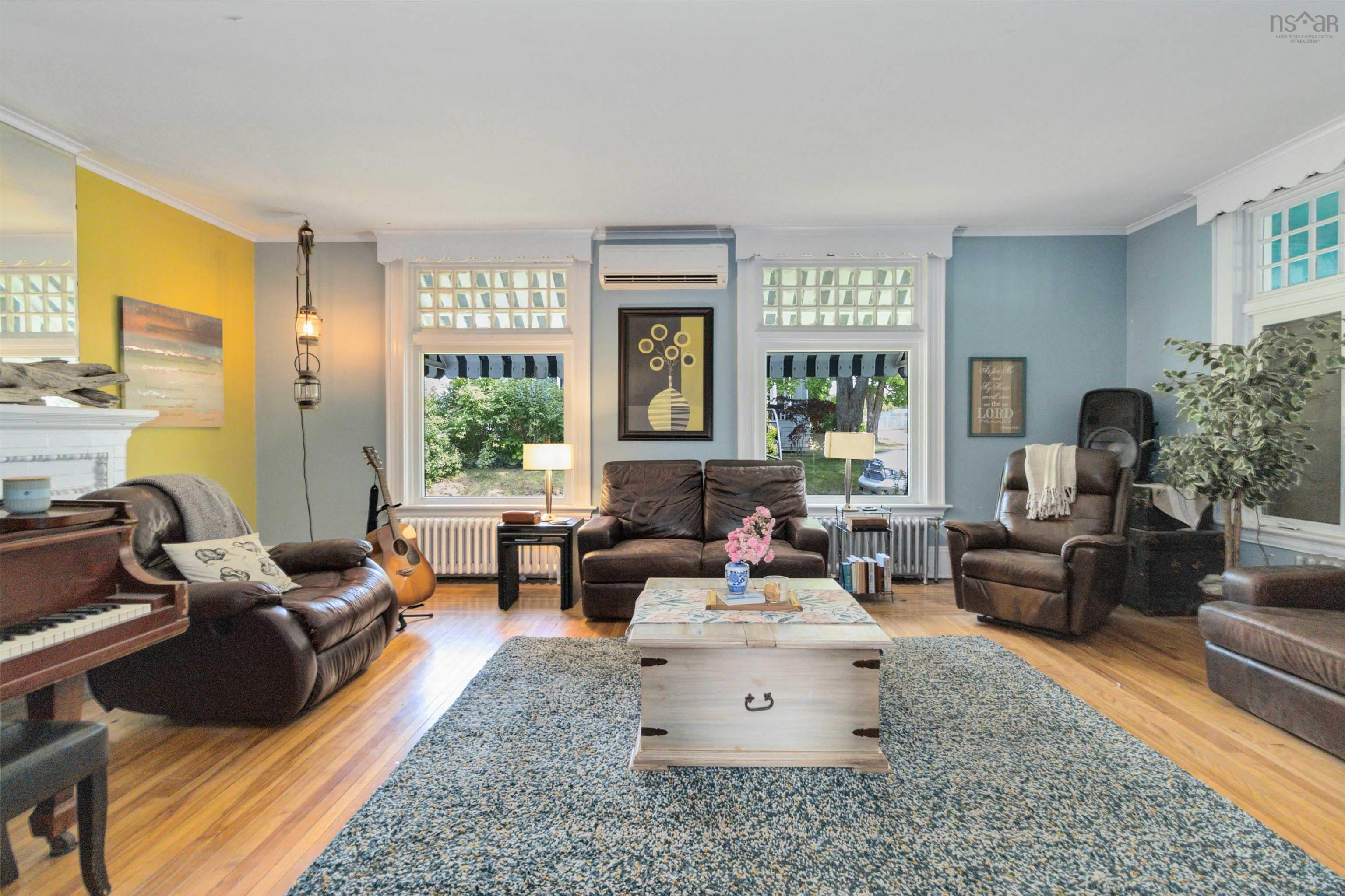 $589,900.00: 126 Queen Street, Bridgewater