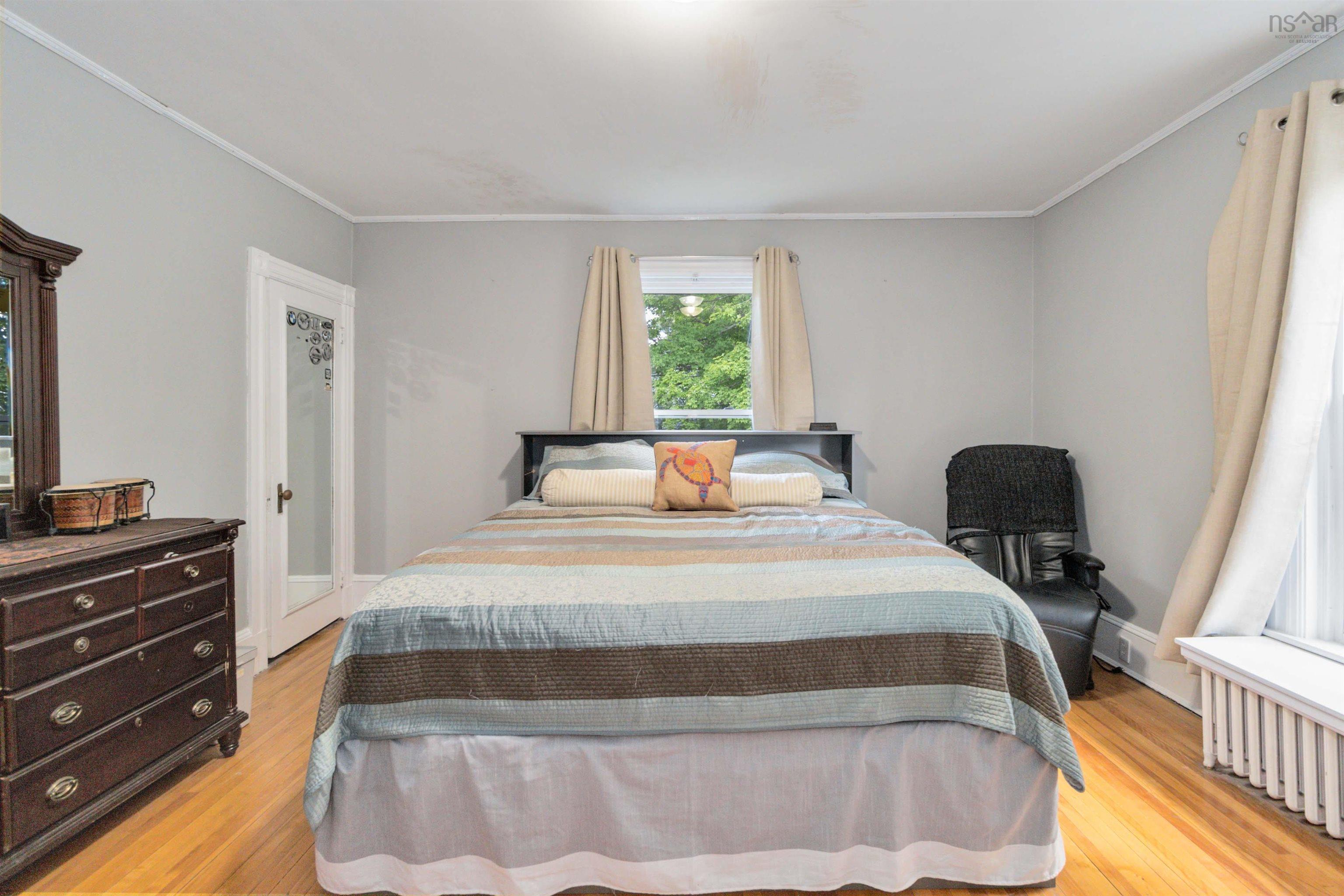 $589,900.00: 126 Queen Street, Bridgewater