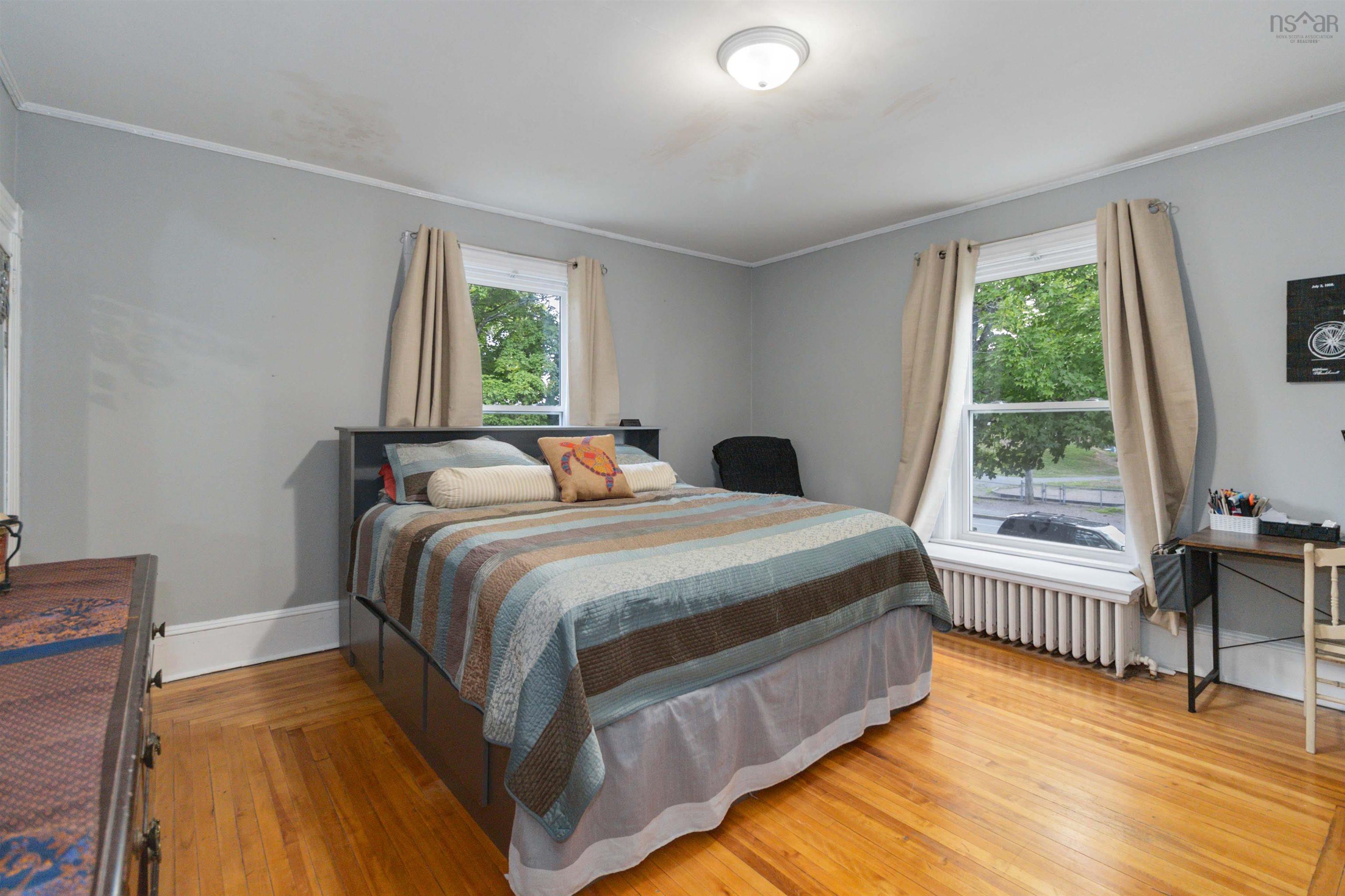 $589,900.00: 126 Queen Street, Bridgewater