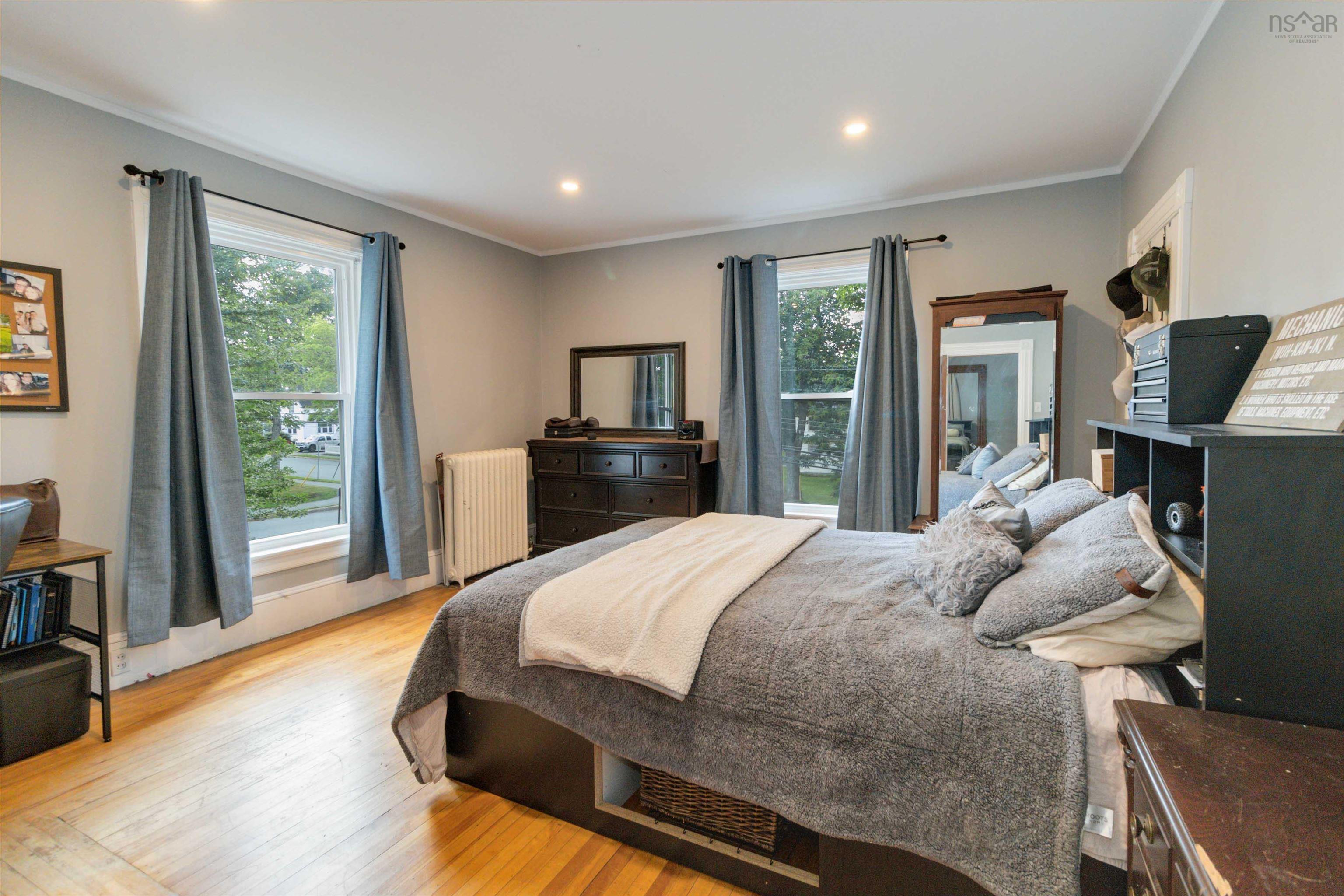 $589,900.00: 126 Queen Street, Bridgewater