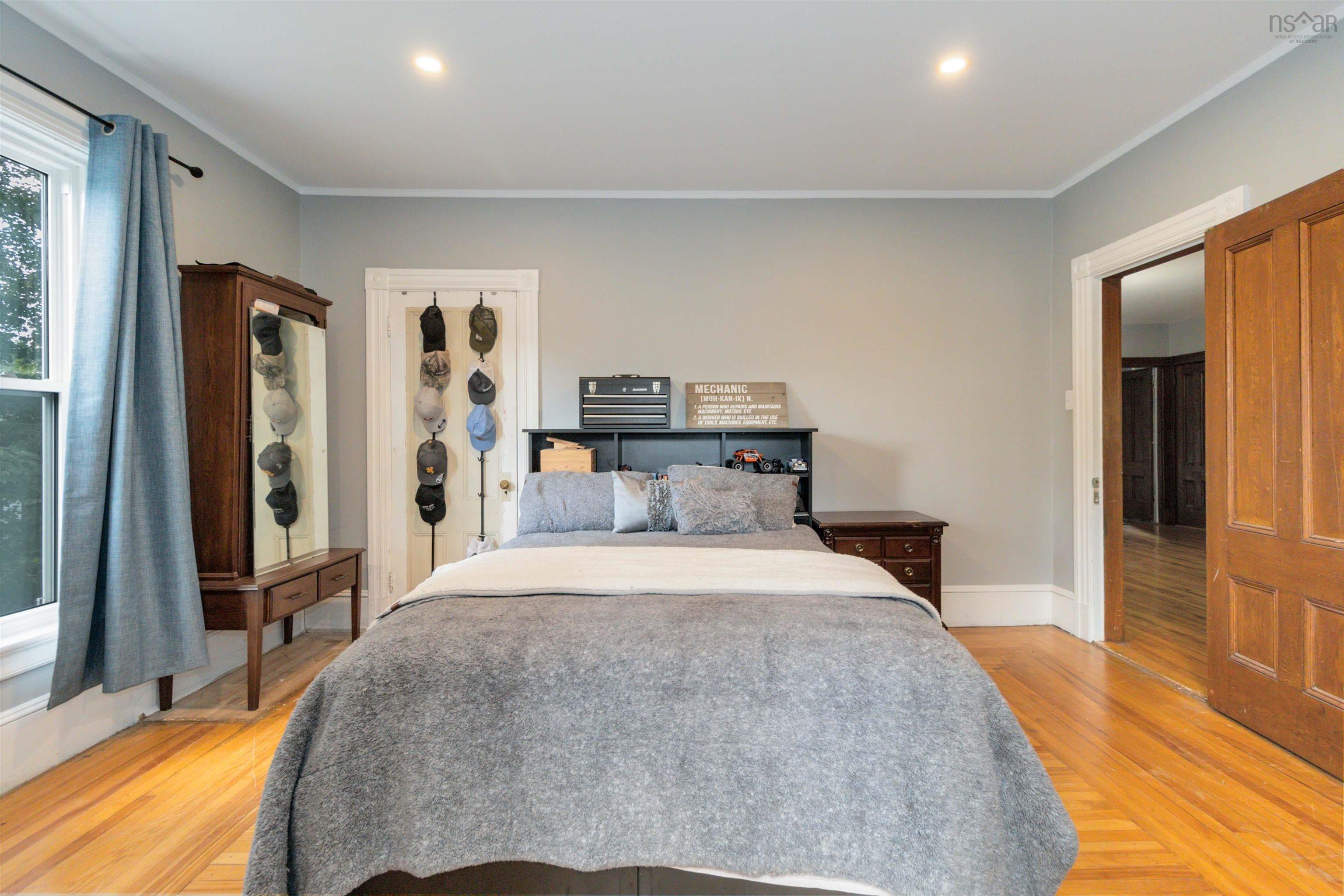 $589,900.00: 126 Queen Street, Bridgewater