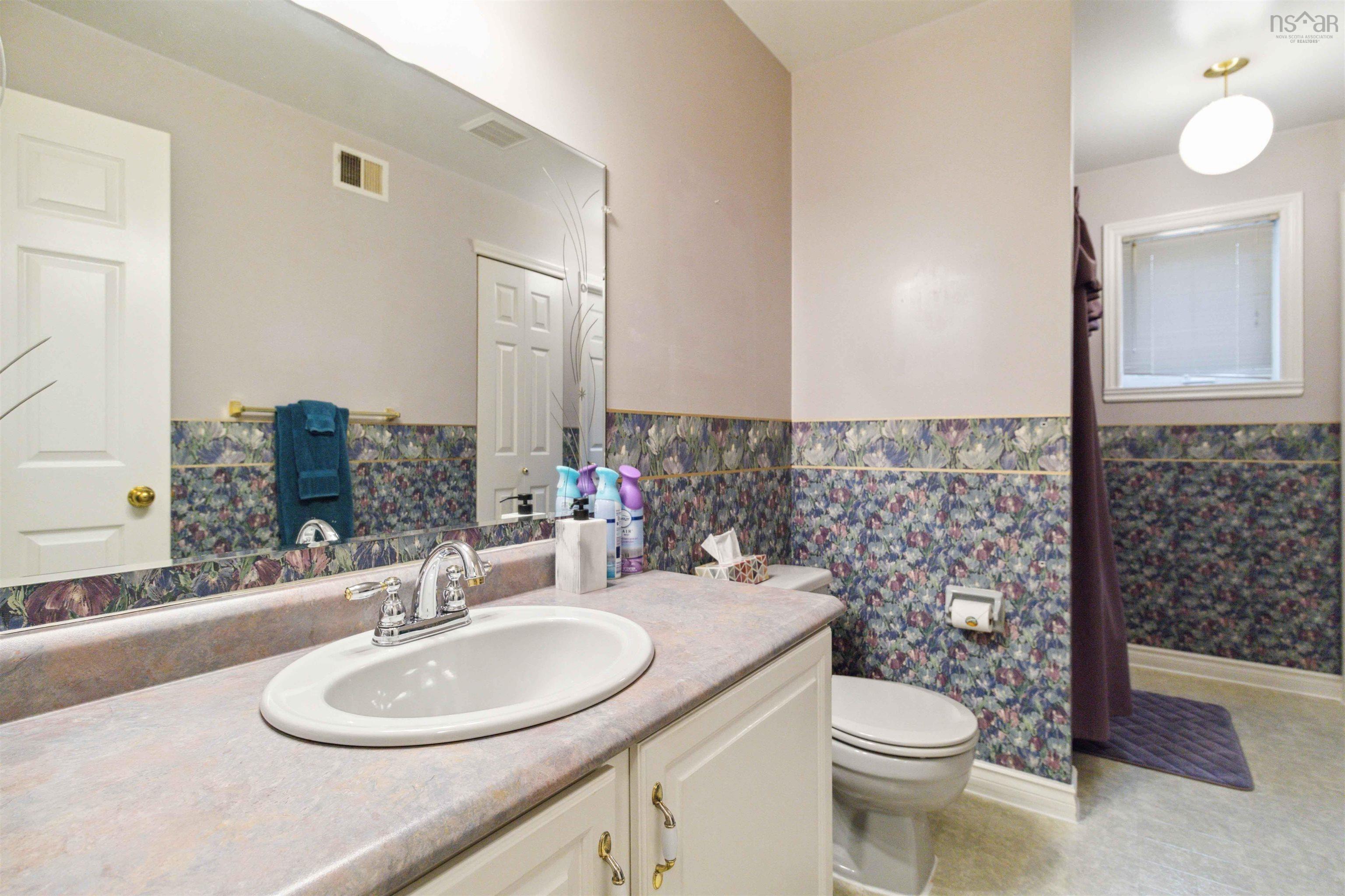 $629,900.00: 31 Barry Allen Drive, Dartmouth