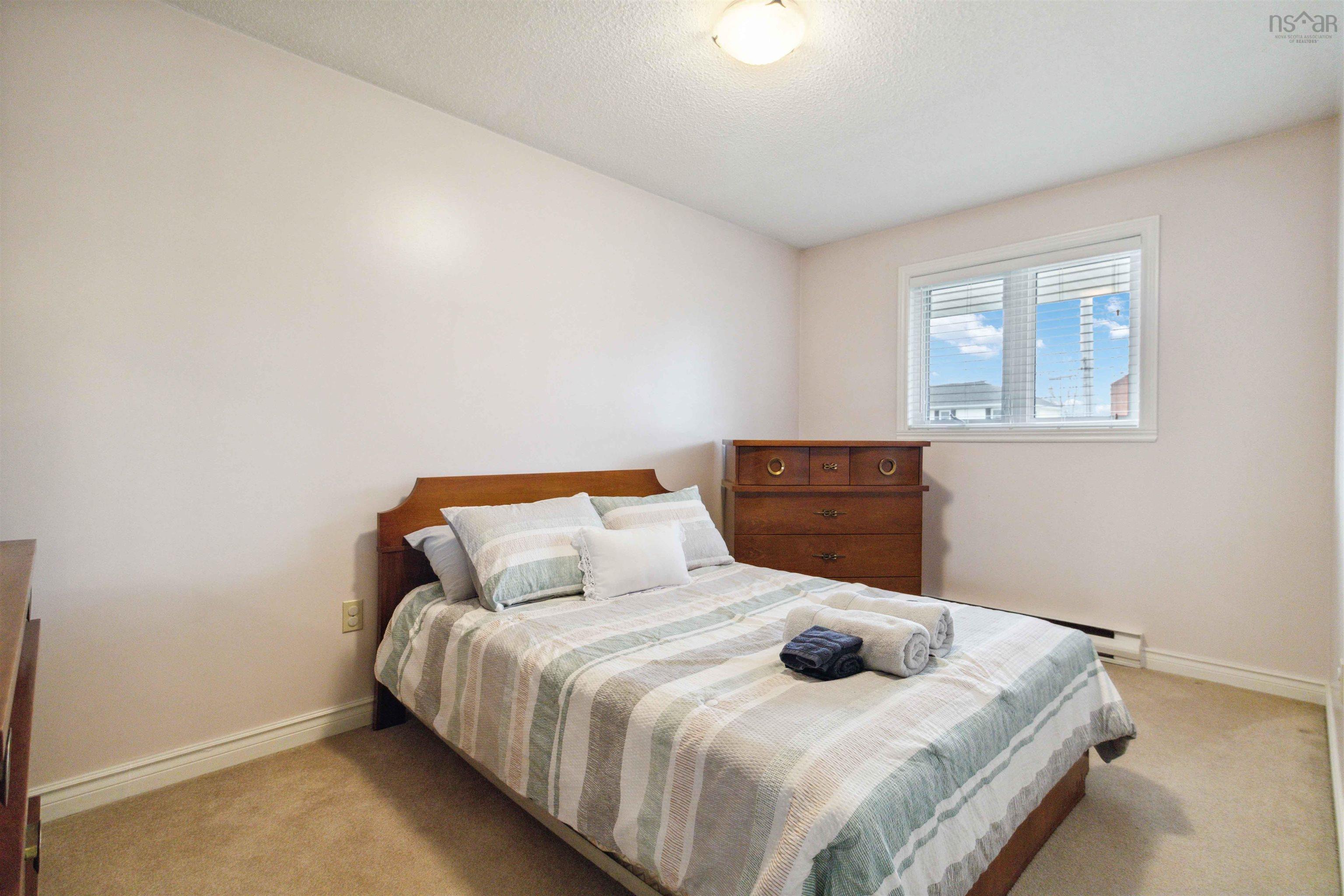 $629,900.00: 31 Barry Allen Drive, Dartmouth