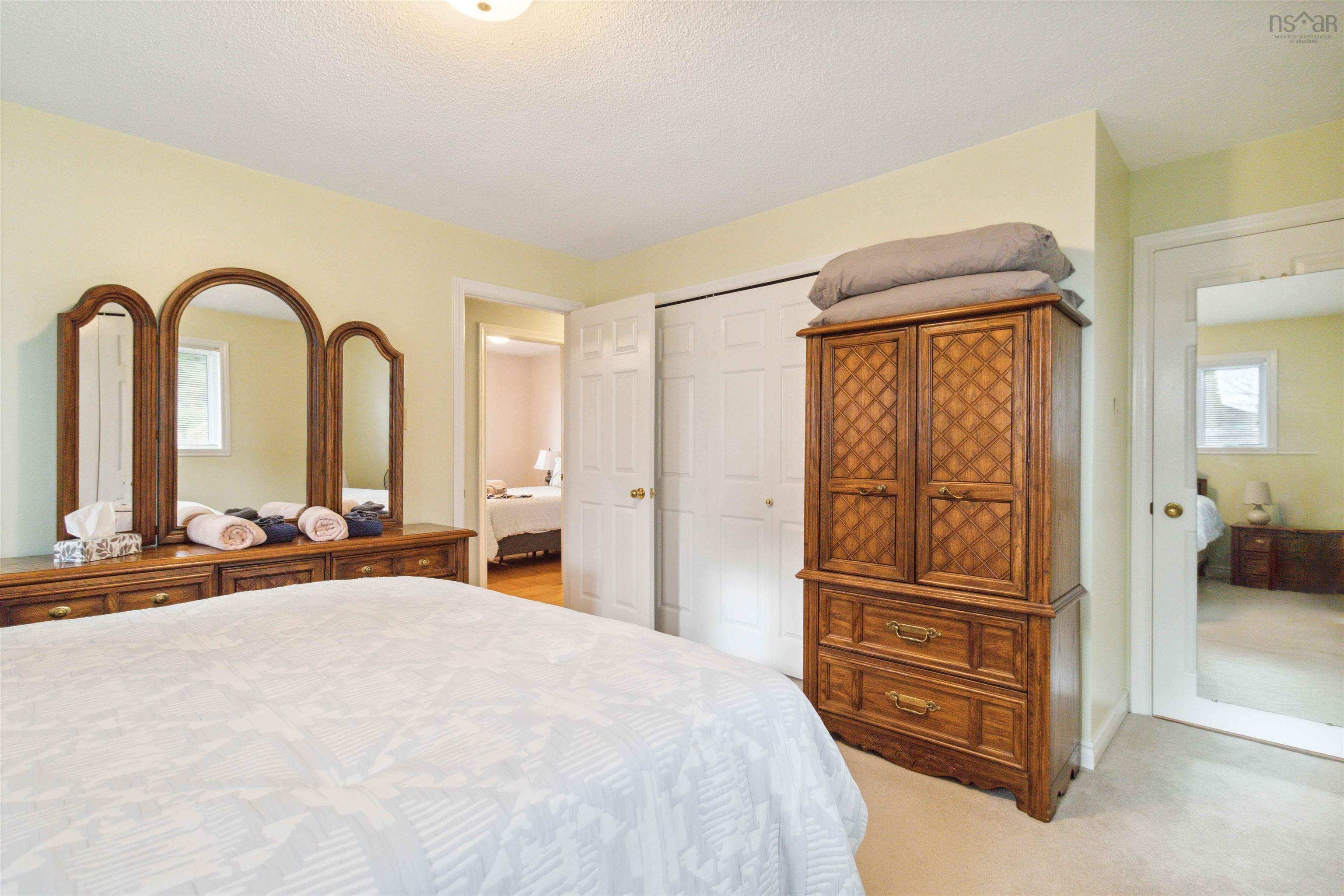 $629,900.00: 31 Barry Allen Drive, Dartmouth
