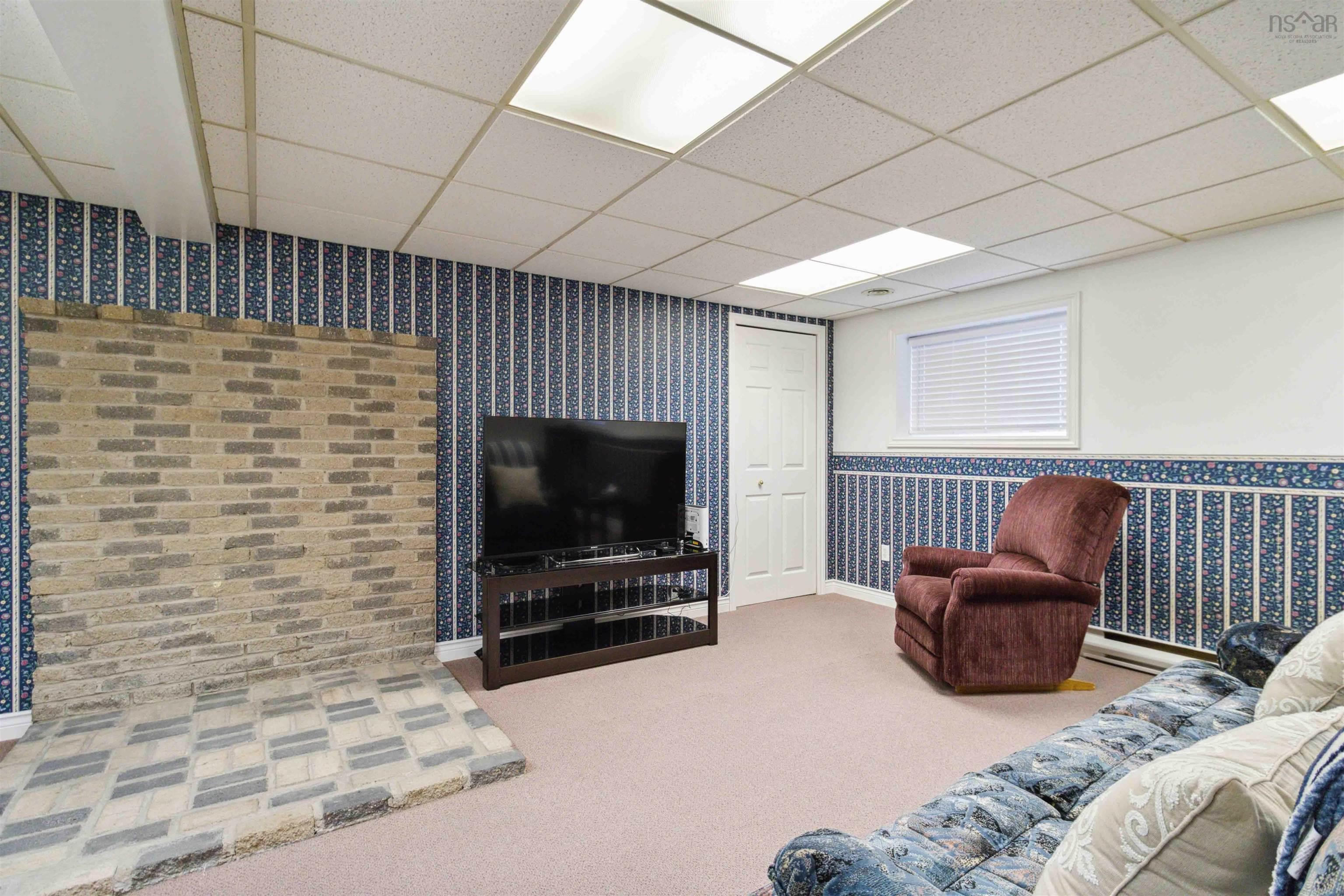 $629,900.00: 31 Barry Allen Drive, Dartmouth