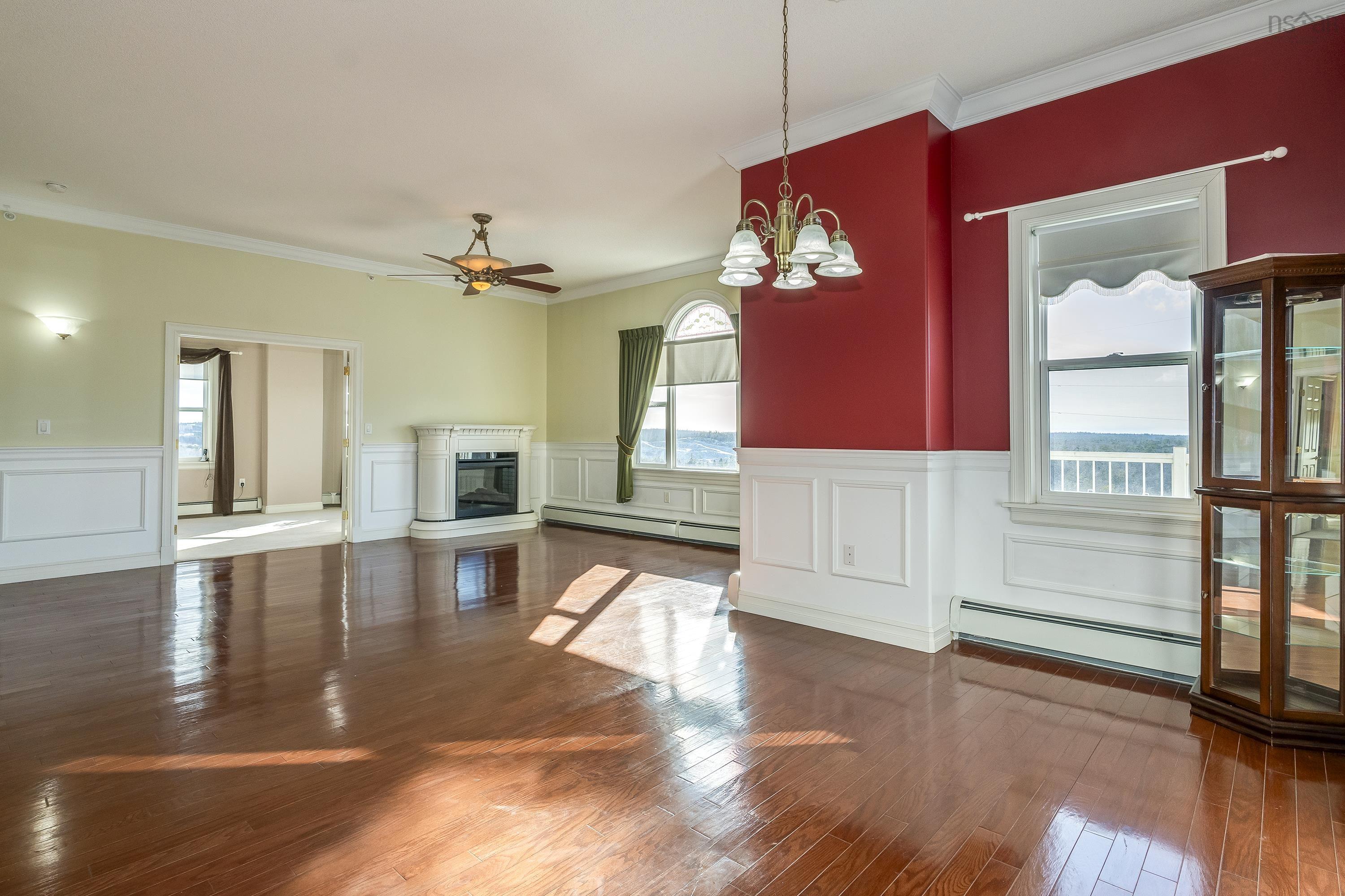 $549,000.00: 416 767 Parkland Drive, Clayton Park
