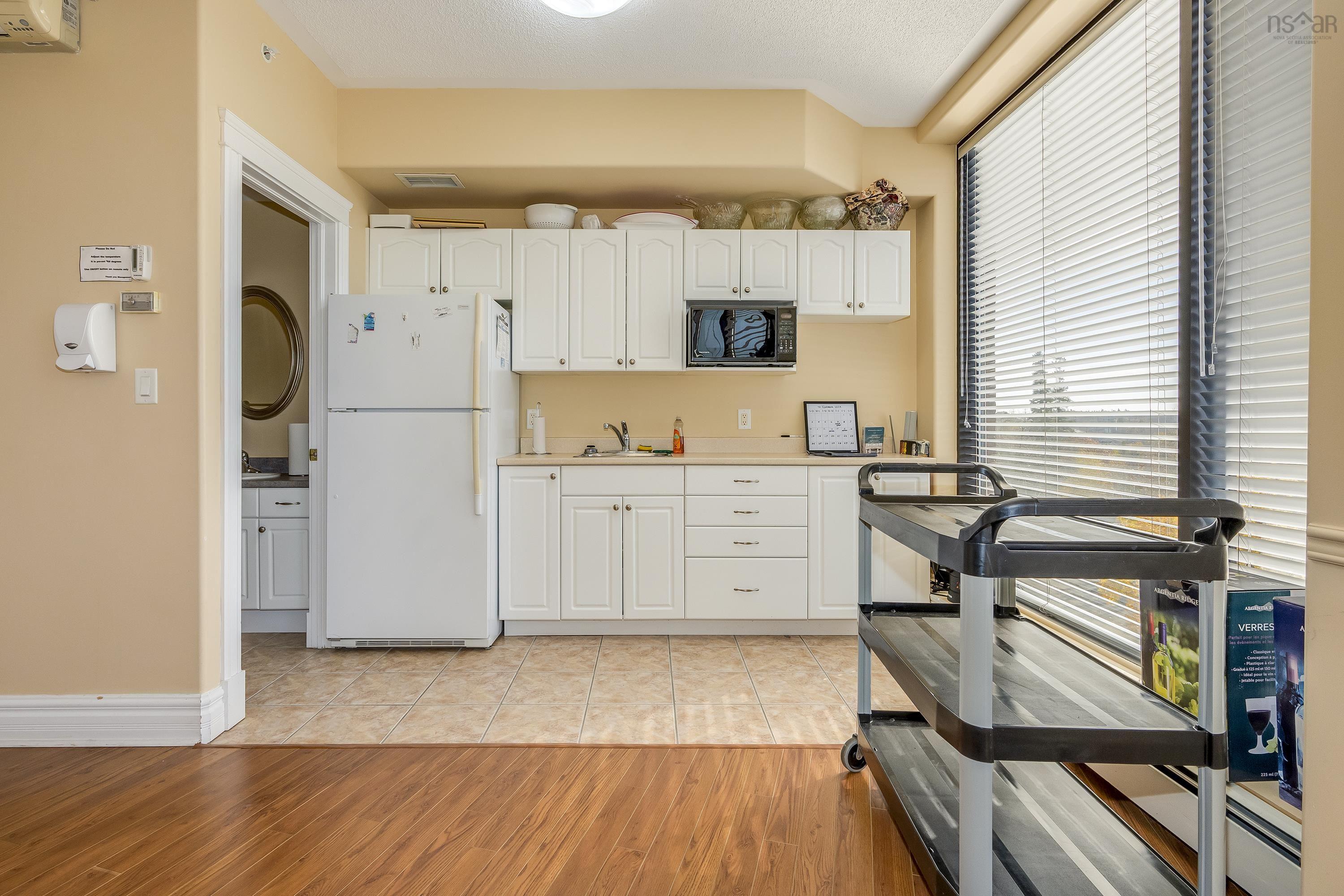 $549,000.00: 416 767 Parkland Drive, Clayton Park