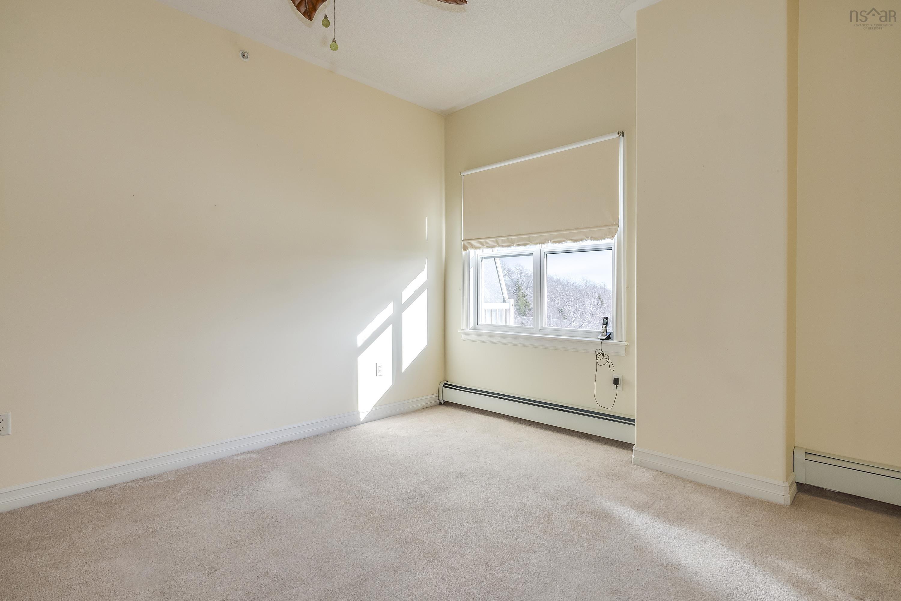 $549,000.00: 416 767 Parkland Drive, Clayton Park