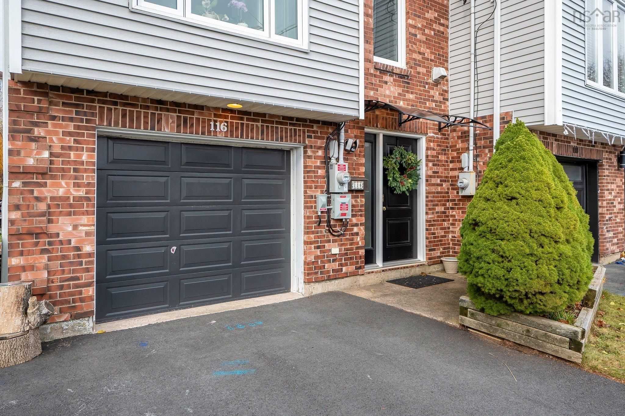 $549,000.00: 116 Basinview Drive, Bedford