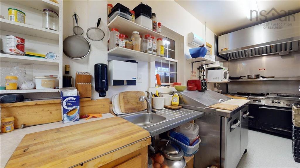 $799,000.00: 358-360 St George Street, Annapolis Royal