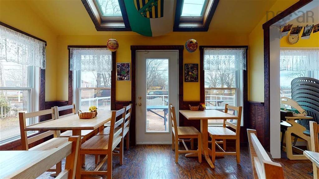 $799,000.00: 358-360 St George Street, Annapolis Royal