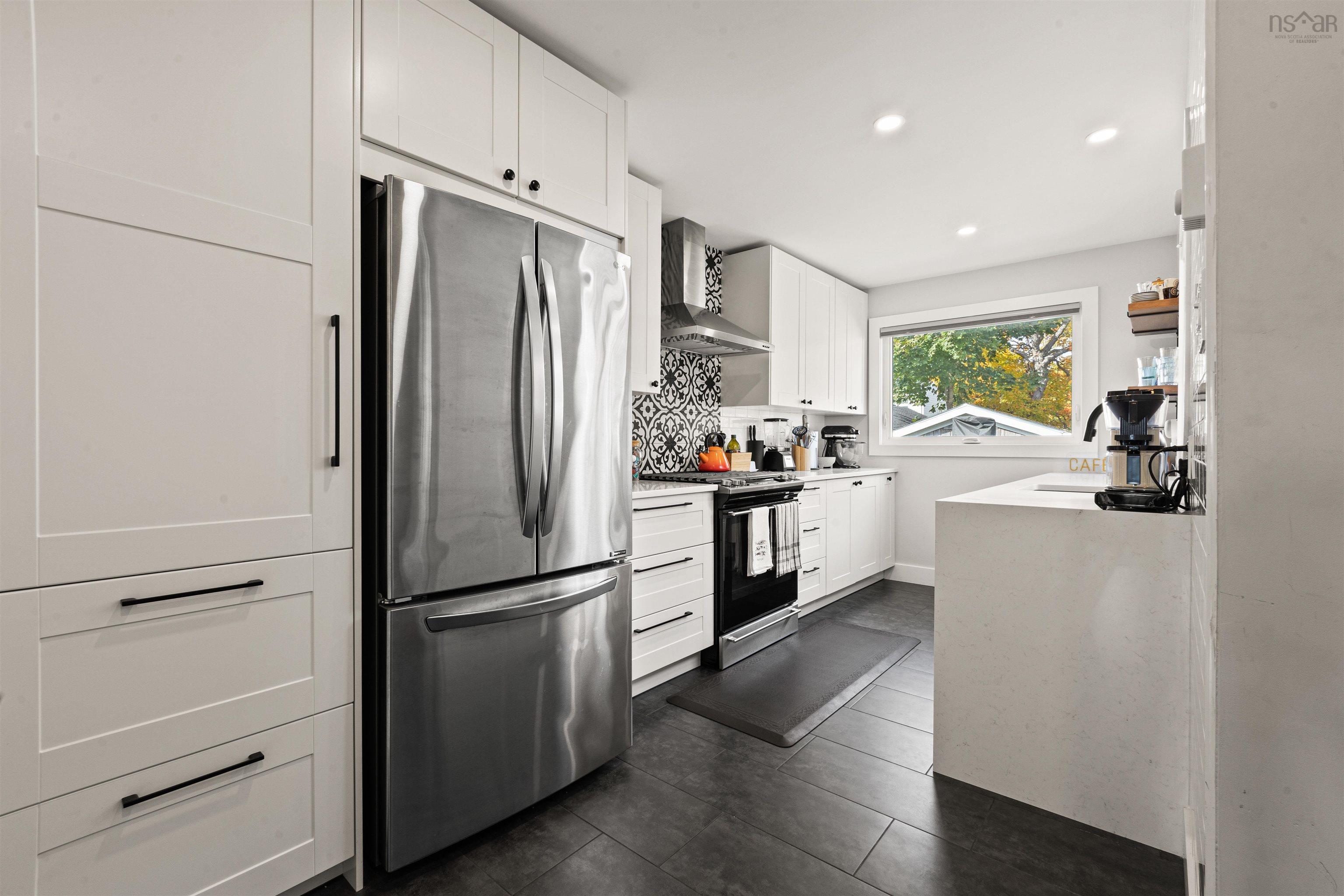 $549,900.00: 9 Garden Drive, Dartmouth