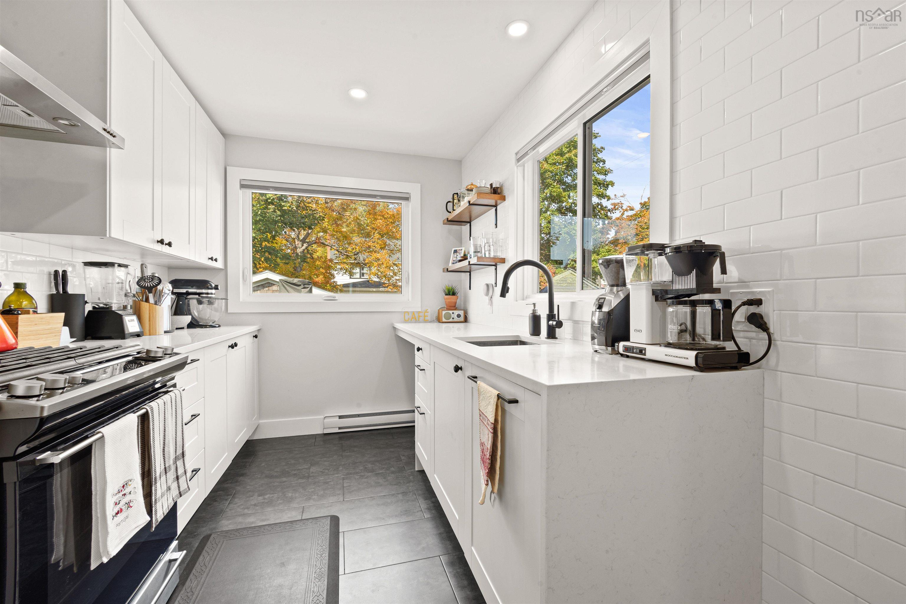 $549,900.00: 9 Garden Drive, Dartmouth