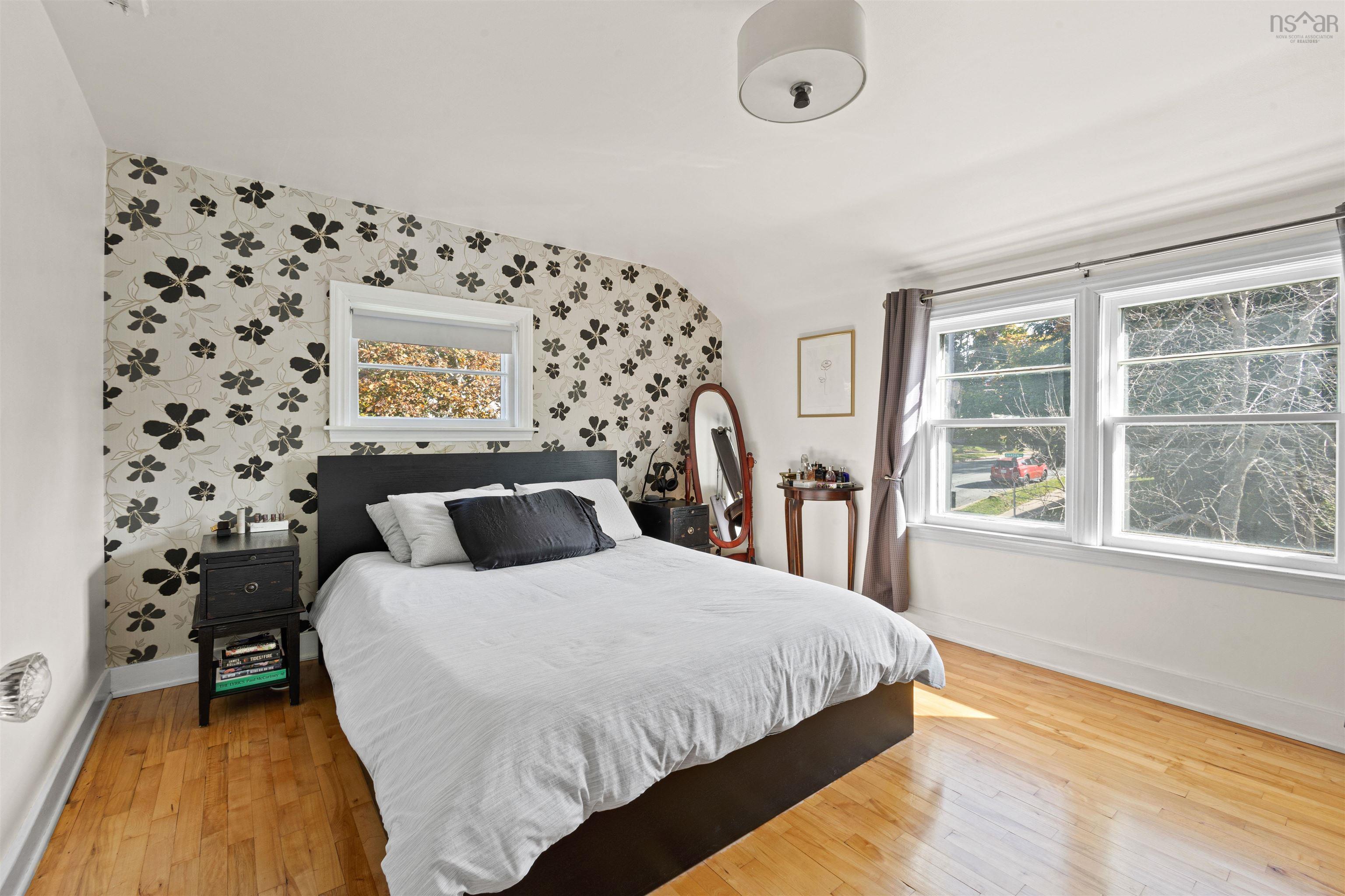 $549,900.00: 9 Garden Drive, Dartmouth