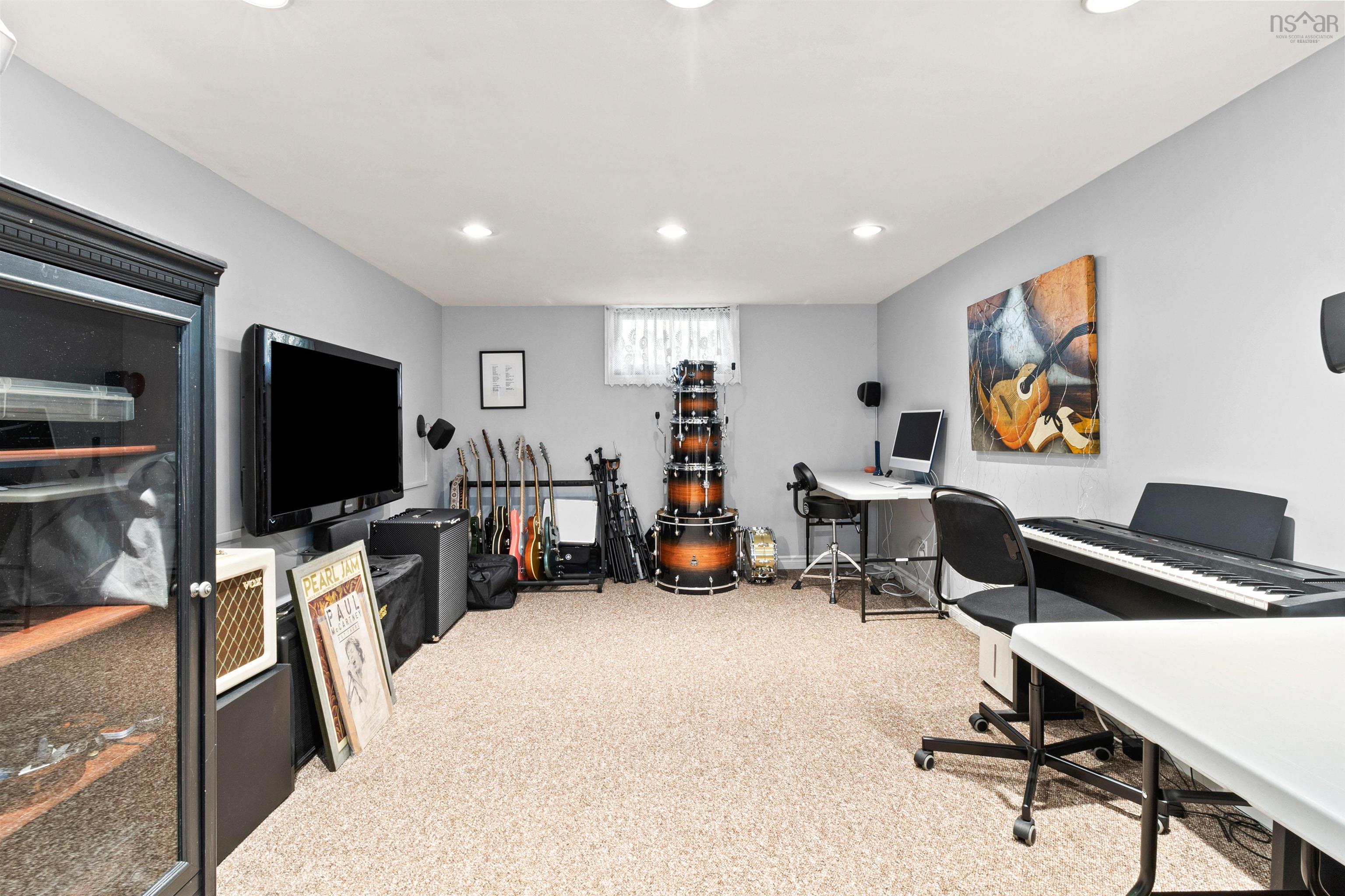 $549,900.00: 9 Garden Drive, Dartmouth