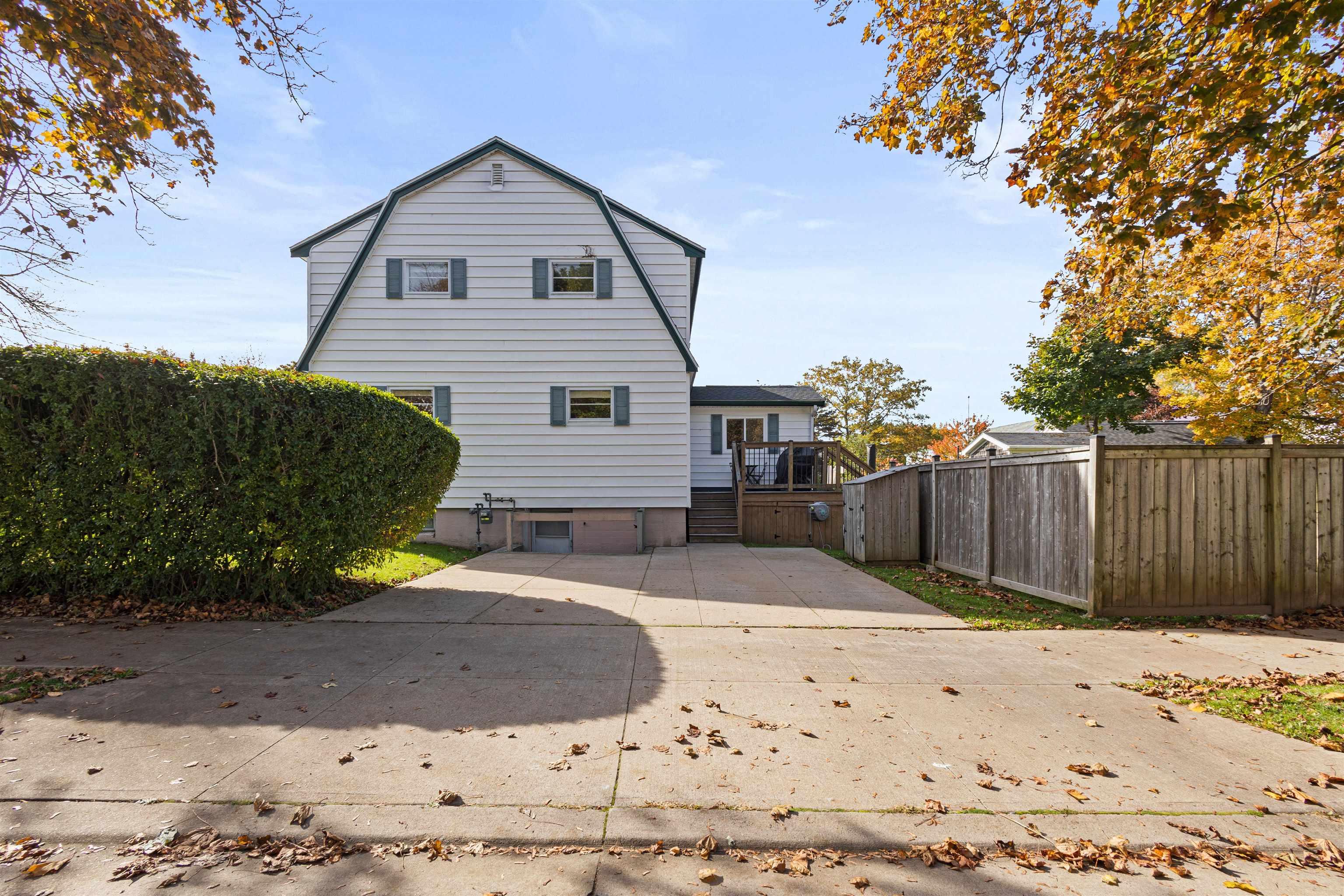 $549,900.00: 9 Garden Drive, Dartmouth
