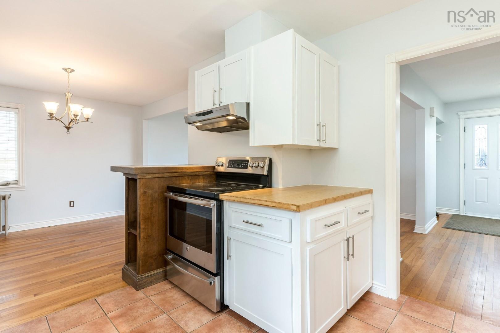 $674,900.00: 35 Fenwood Road, Halifax