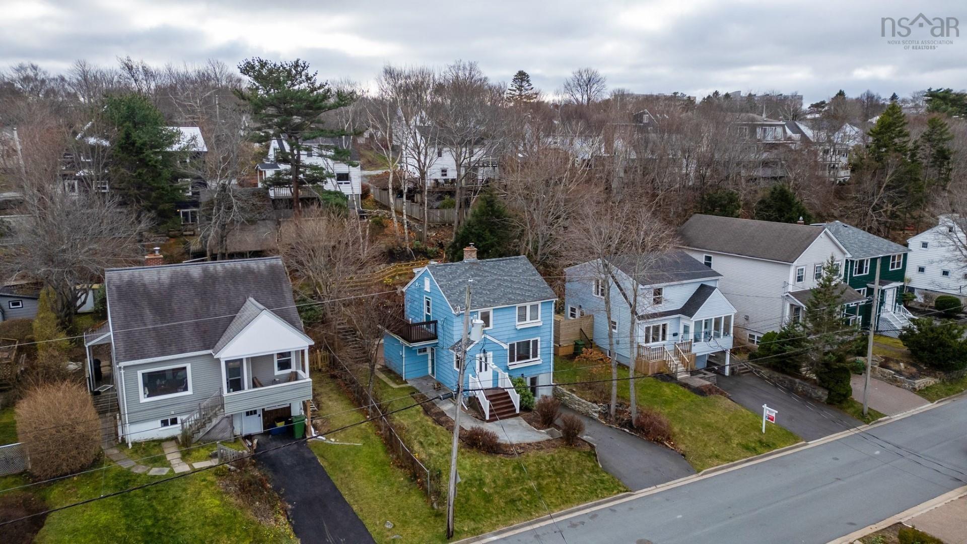 $674,900.00: 35 Fenwood Road, Halifax