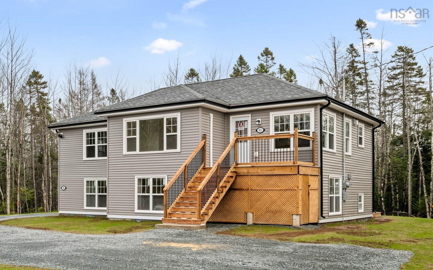 $649,900.00: 88/90 Elmwood Drive, Elmsdale