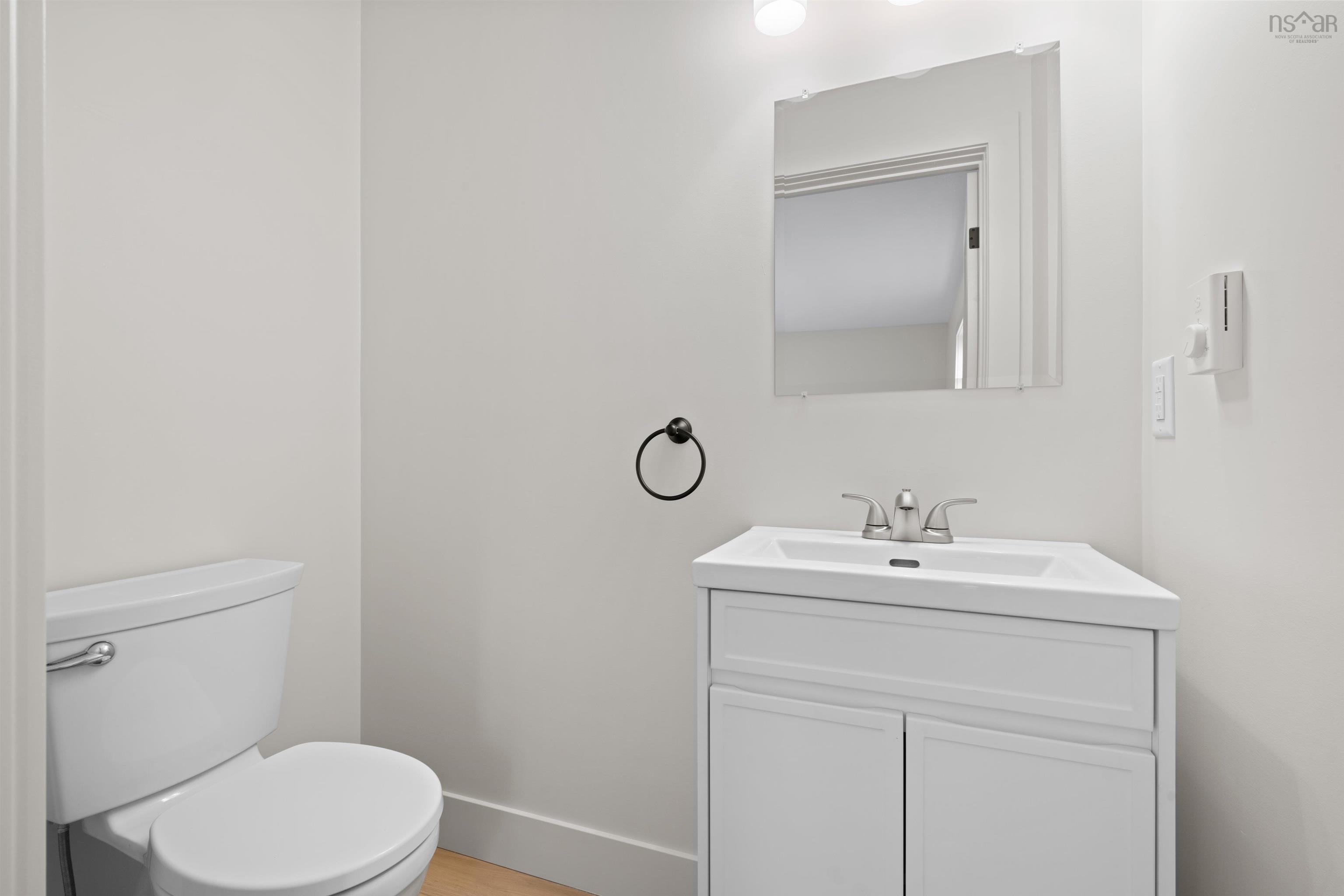 $649,900.00: 88/90 Elmwood Drive, Elmsdale