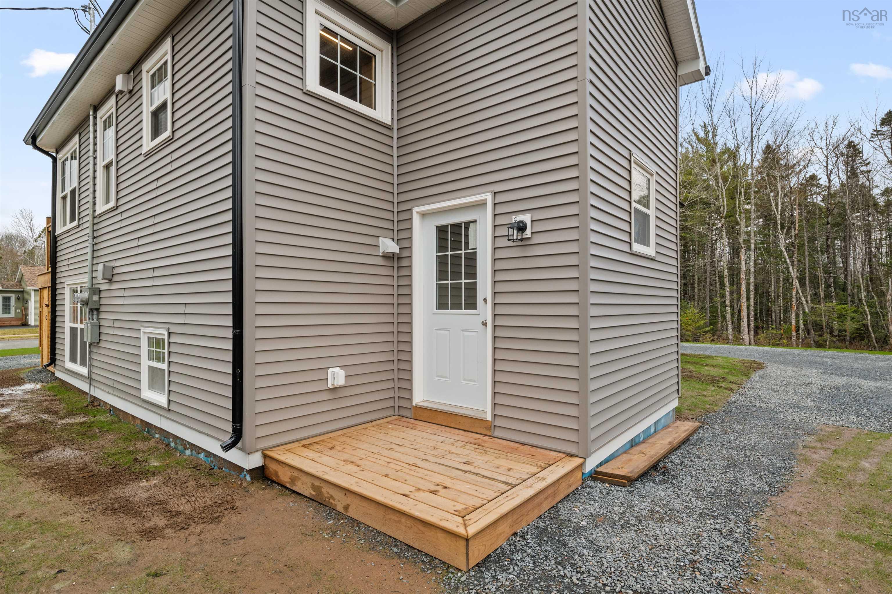 $649,900.00: 88/90 Elmwood Drive, Elmsdale