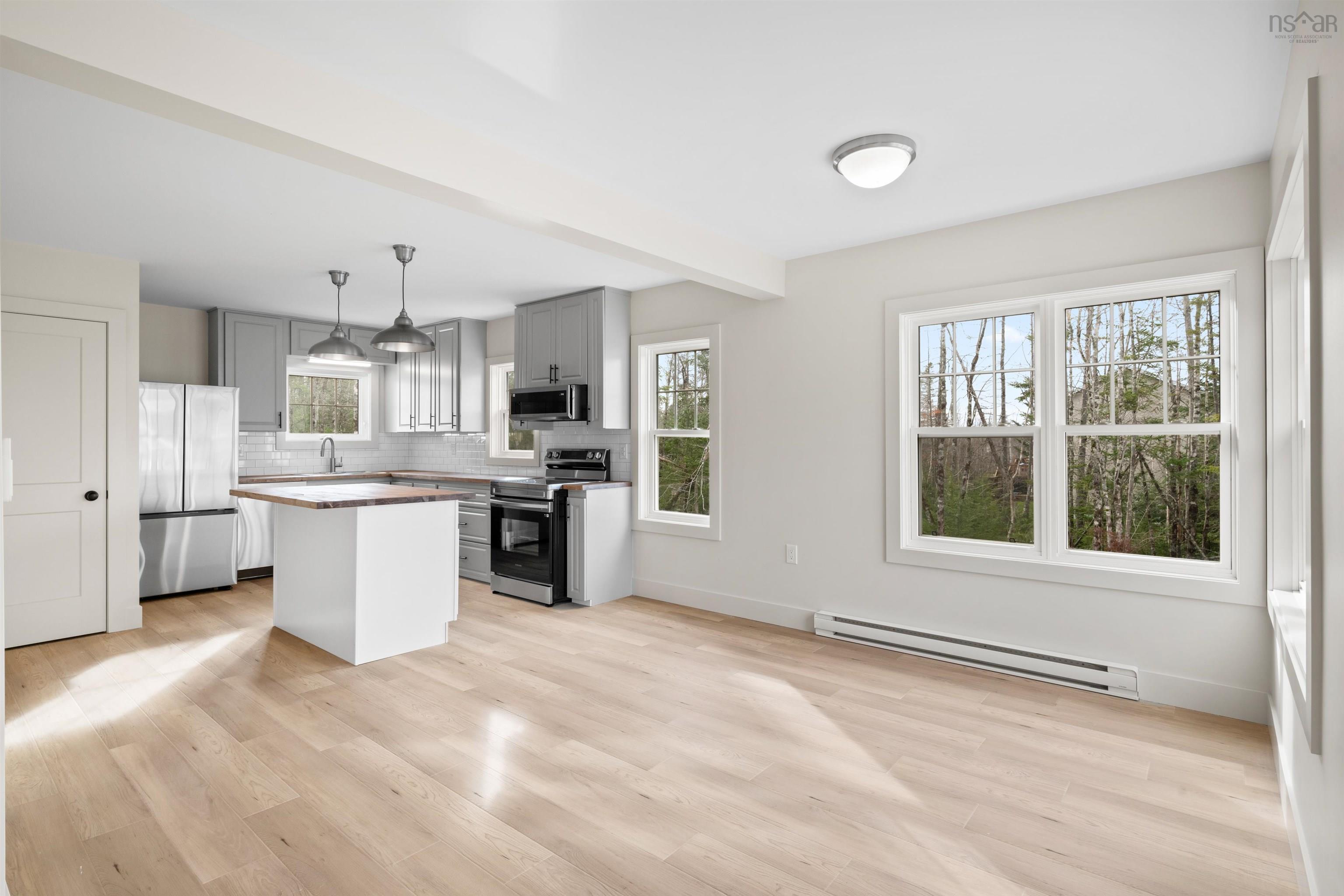 $649,900.00: 88/90 Elmwood Drive, Elmsdale