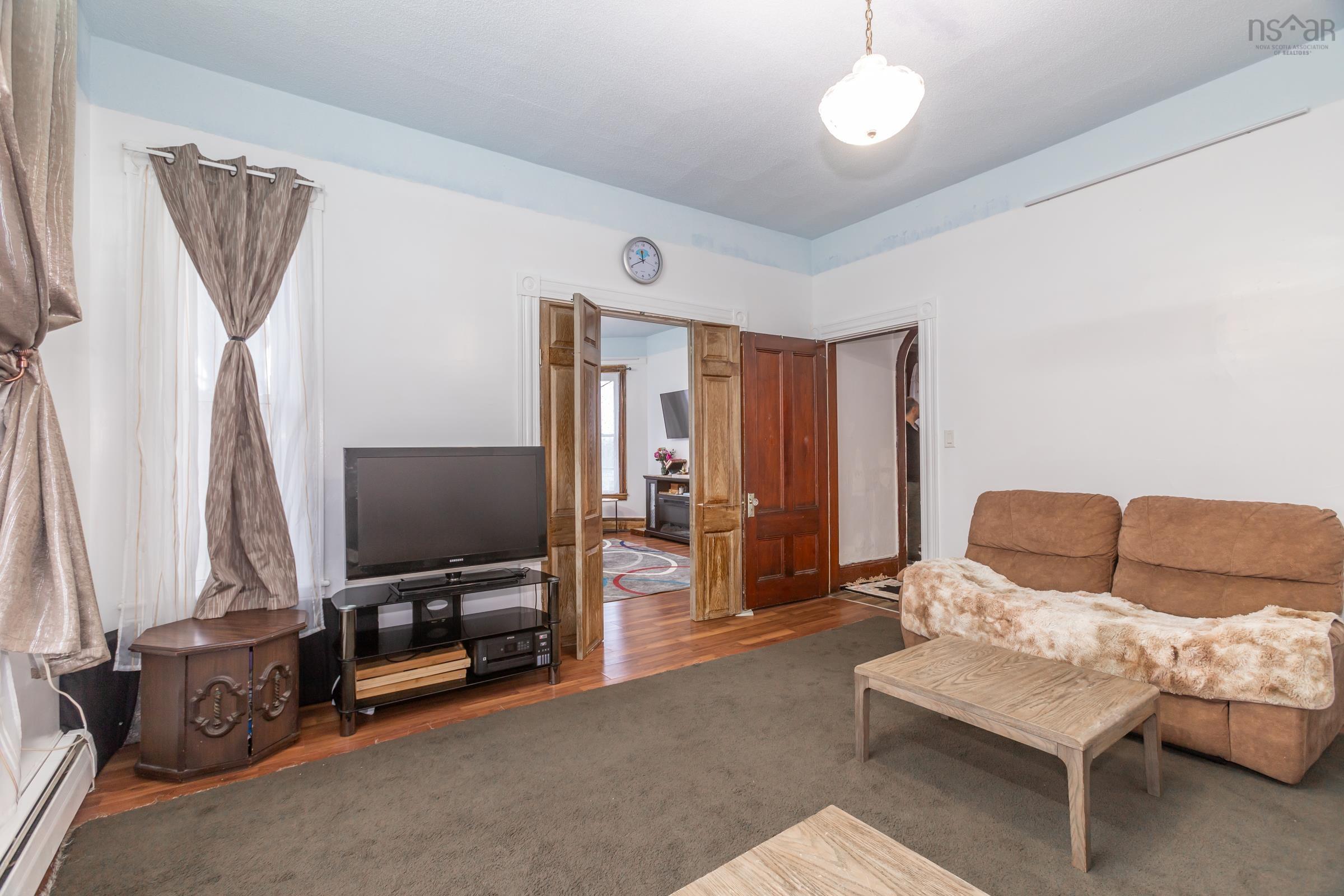 $400,000.00: 19 Prince William Street, Digby