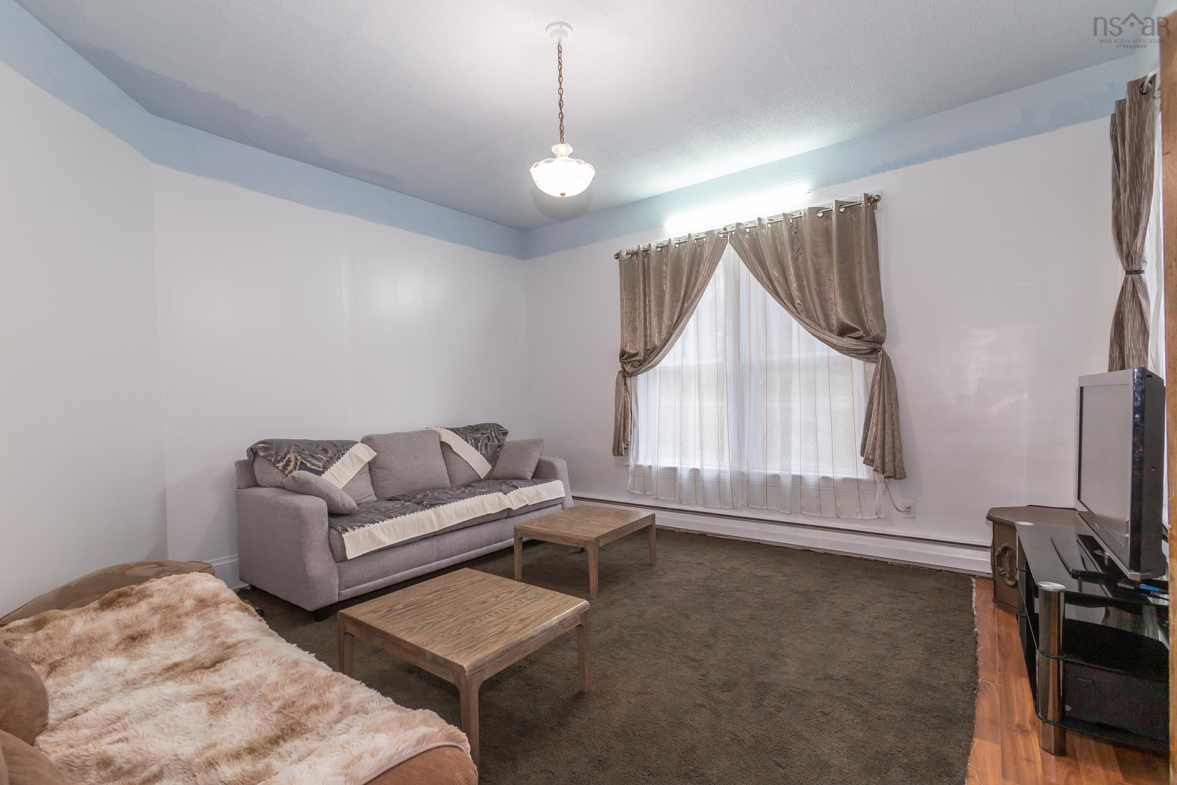 $400,000.00: 19 Prince William Street, Digby