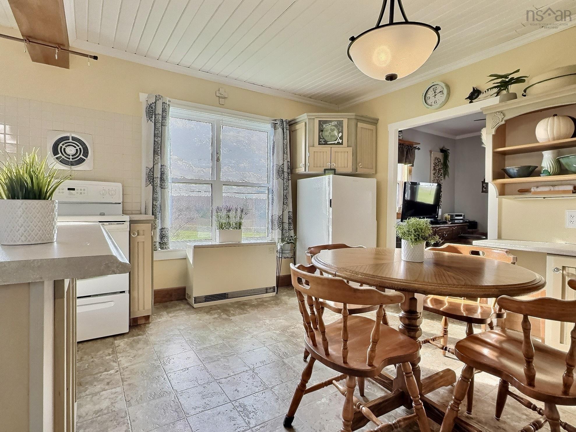 $255,000.00: 14072 Cabot Trail Road, Point Cross