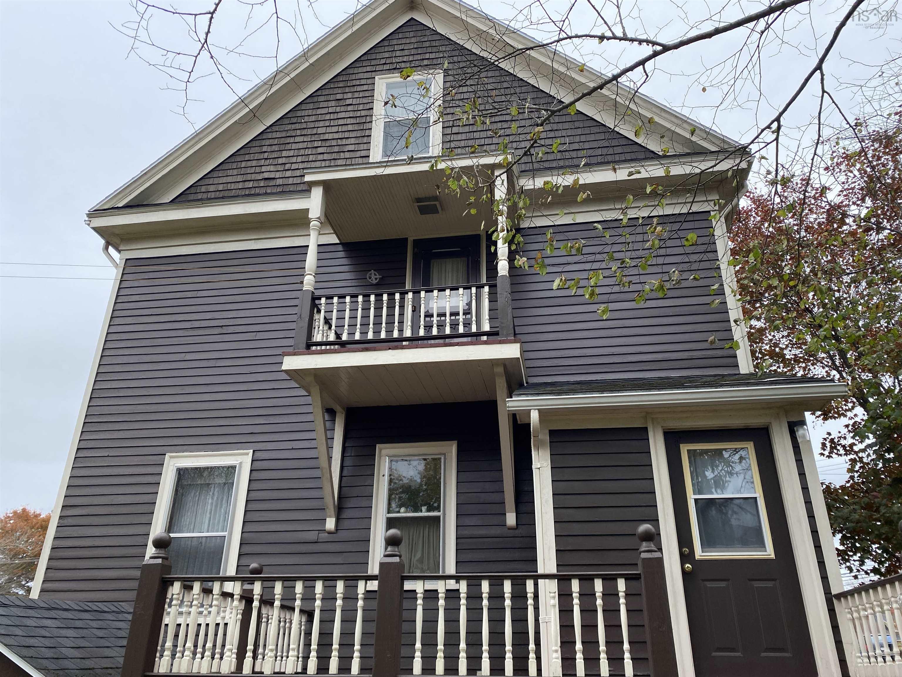 $329,900.00: 140 Pleasant Street, Truro