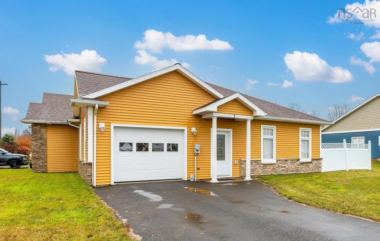 $425,000.00: 1 MacKinnon Court, Kentville
