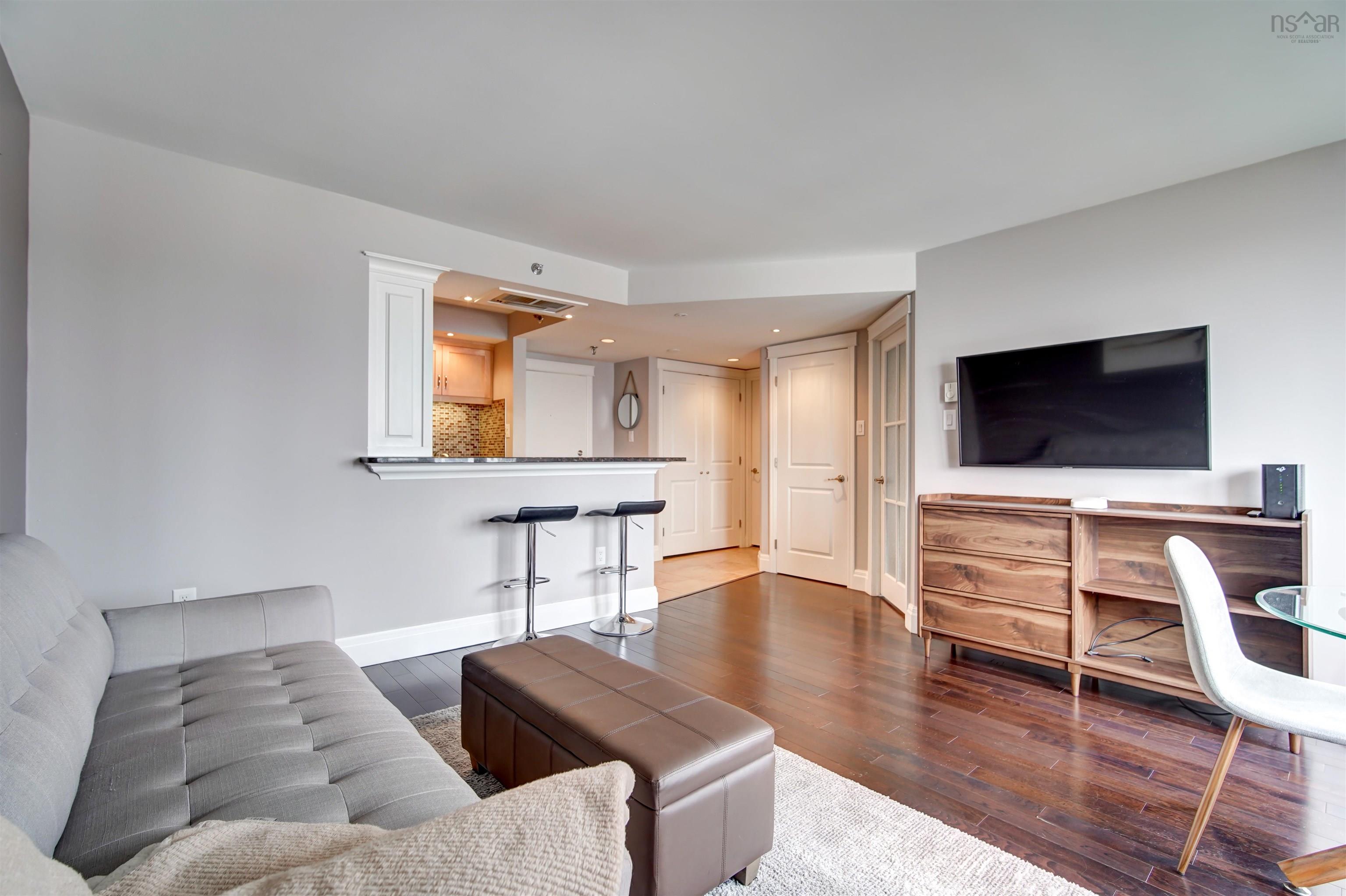 $354,900.00: 317 45 Vimy Avenue, Halifax