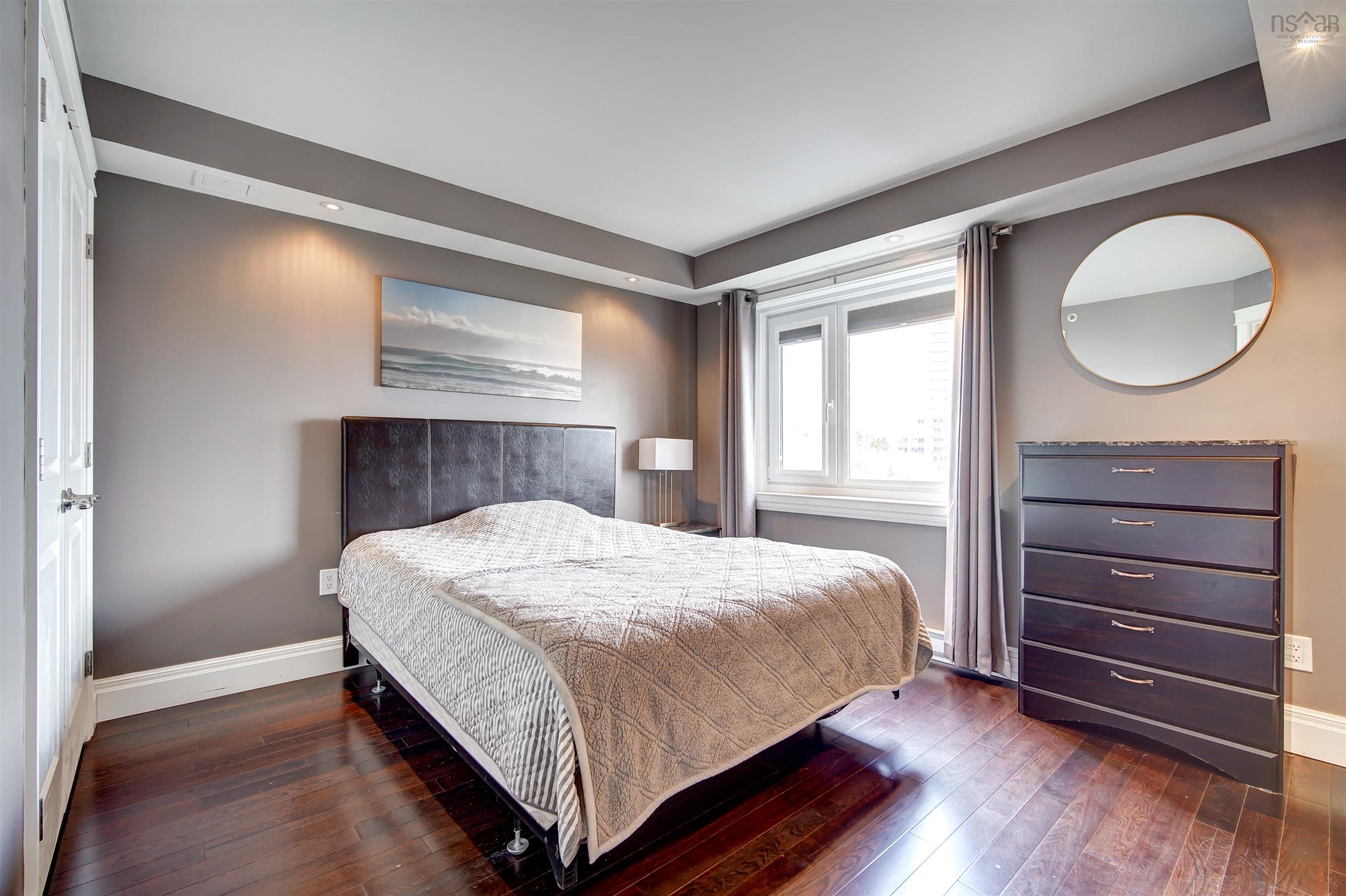 $354,900.00: 317 45 Vimy Avenue, Halifax