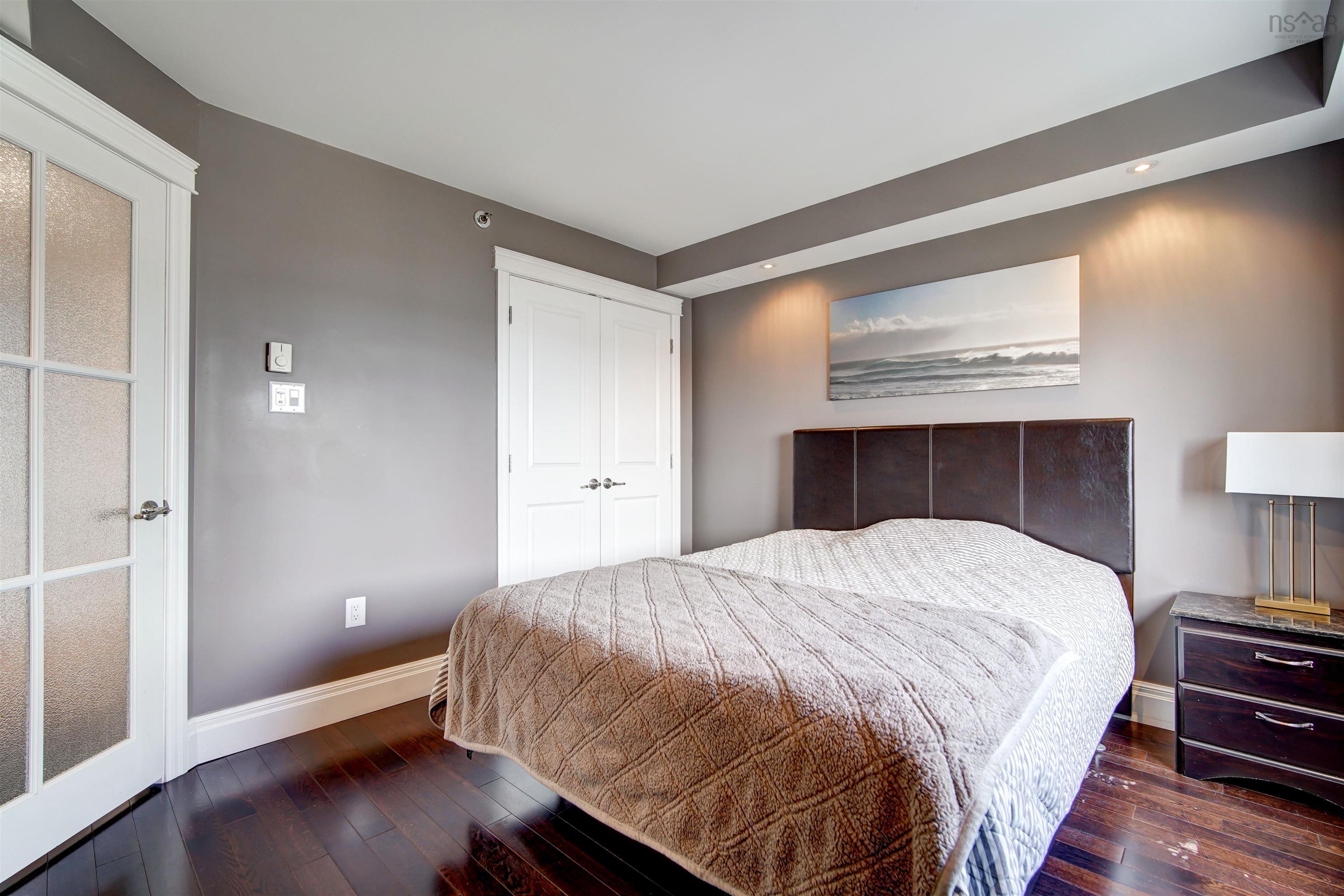 $354,900.00: 317 45 Vimy Avenue, Halifax