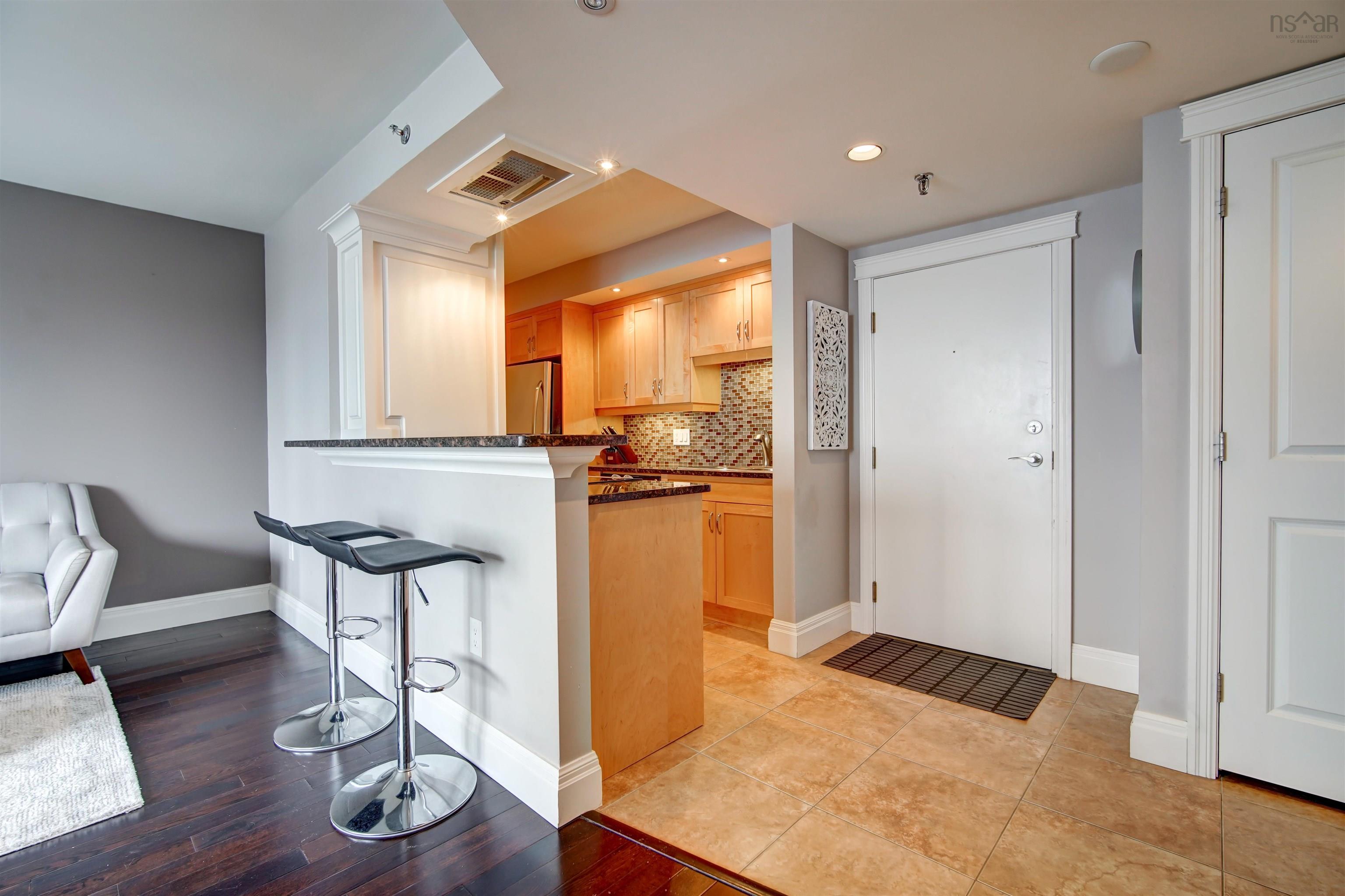 $354,900.00: 317 45 Vimy Avenue, Halifax